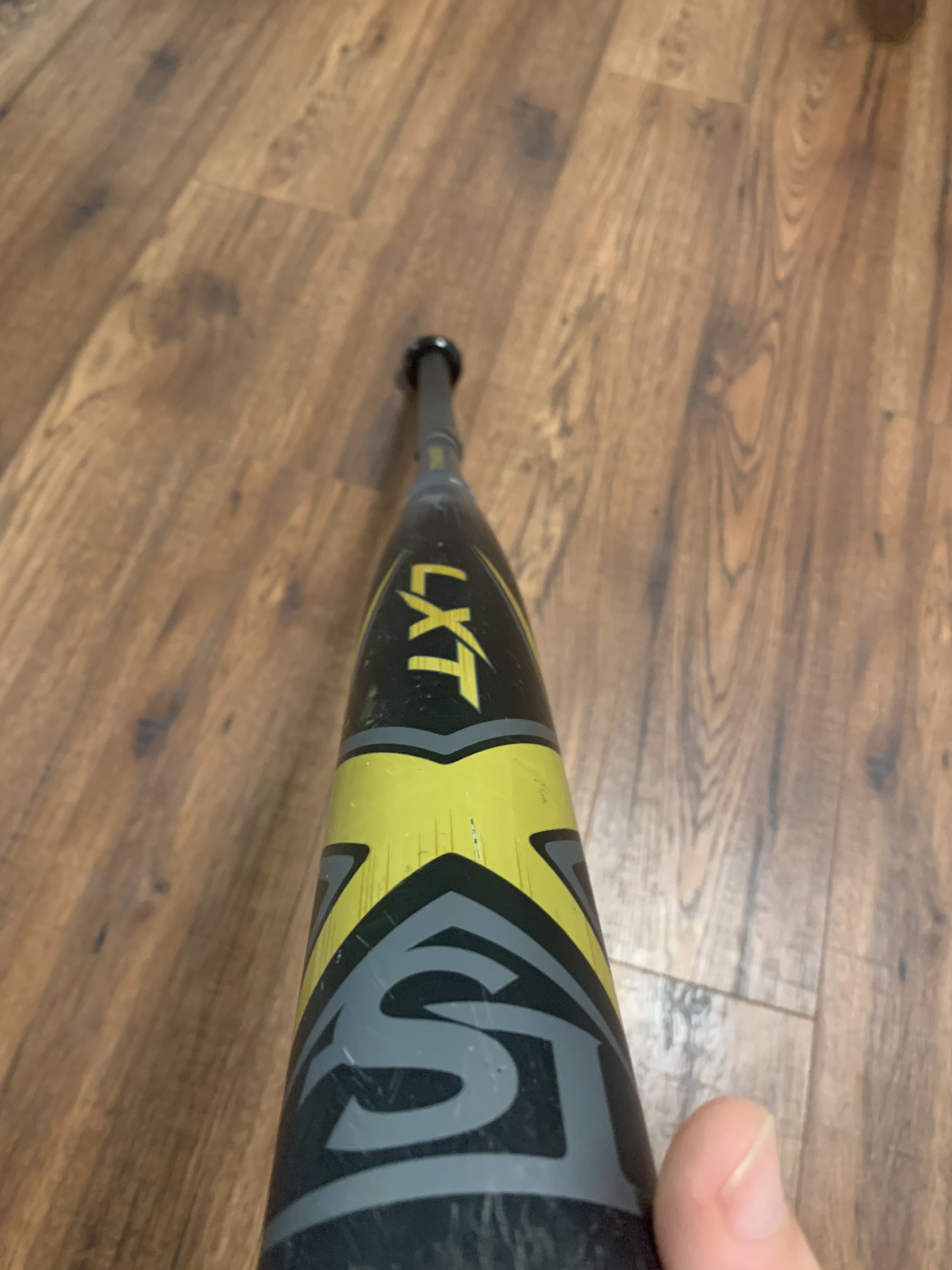 Used 2020 Composite (11) 19 oz 30" LXT Bat SidelineSwap