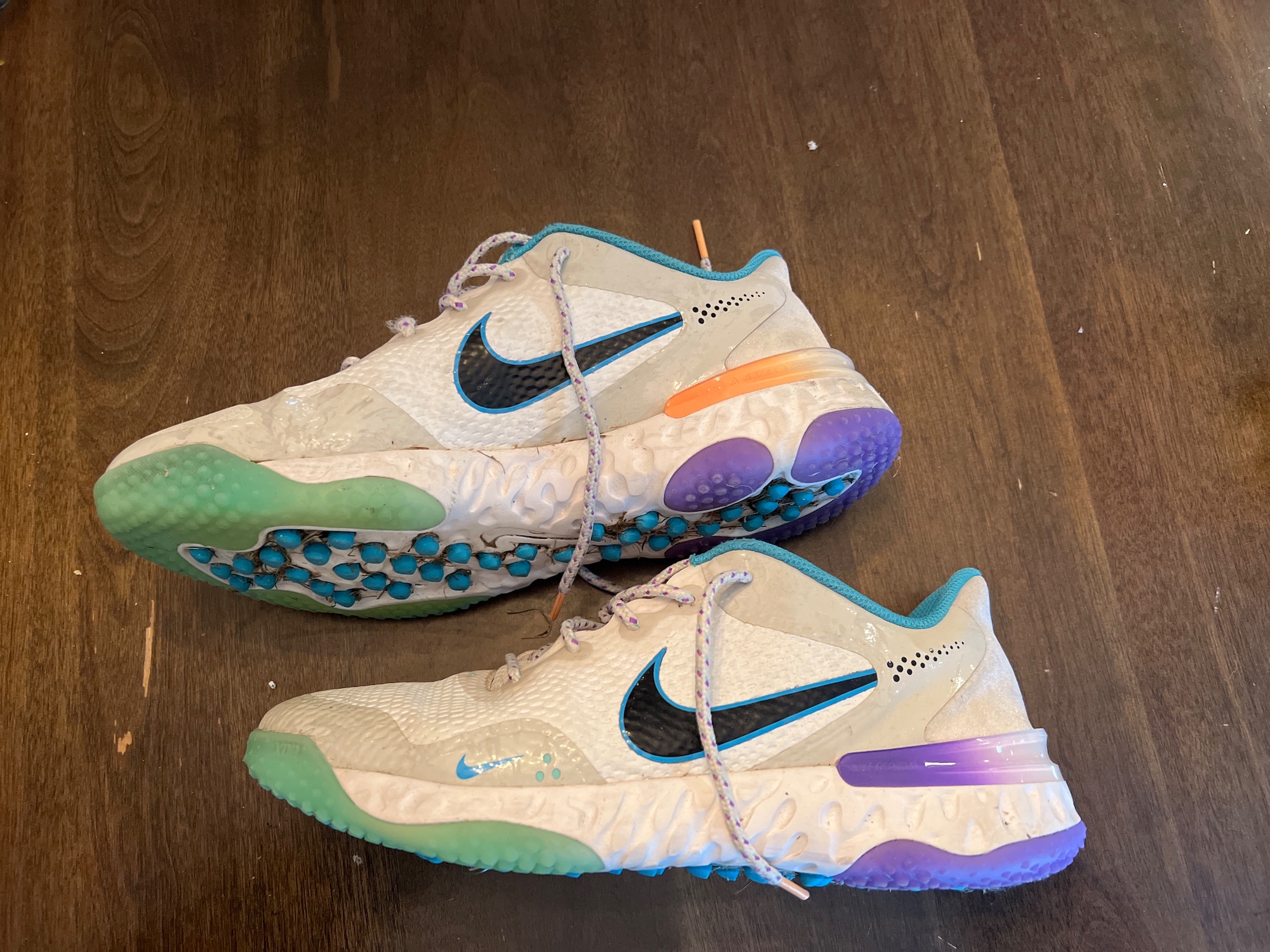 new nike baseball turf shoes