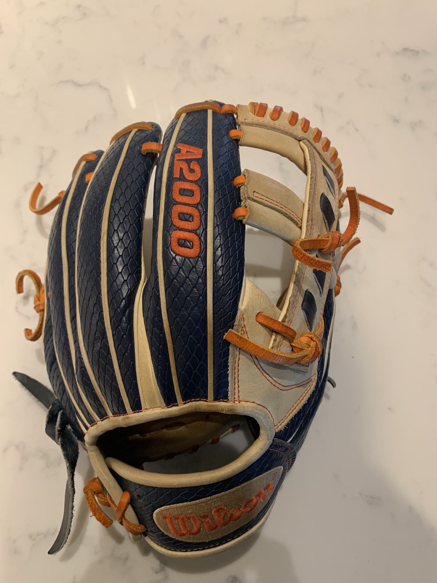 11-5-inch-wilson-a2000-game-