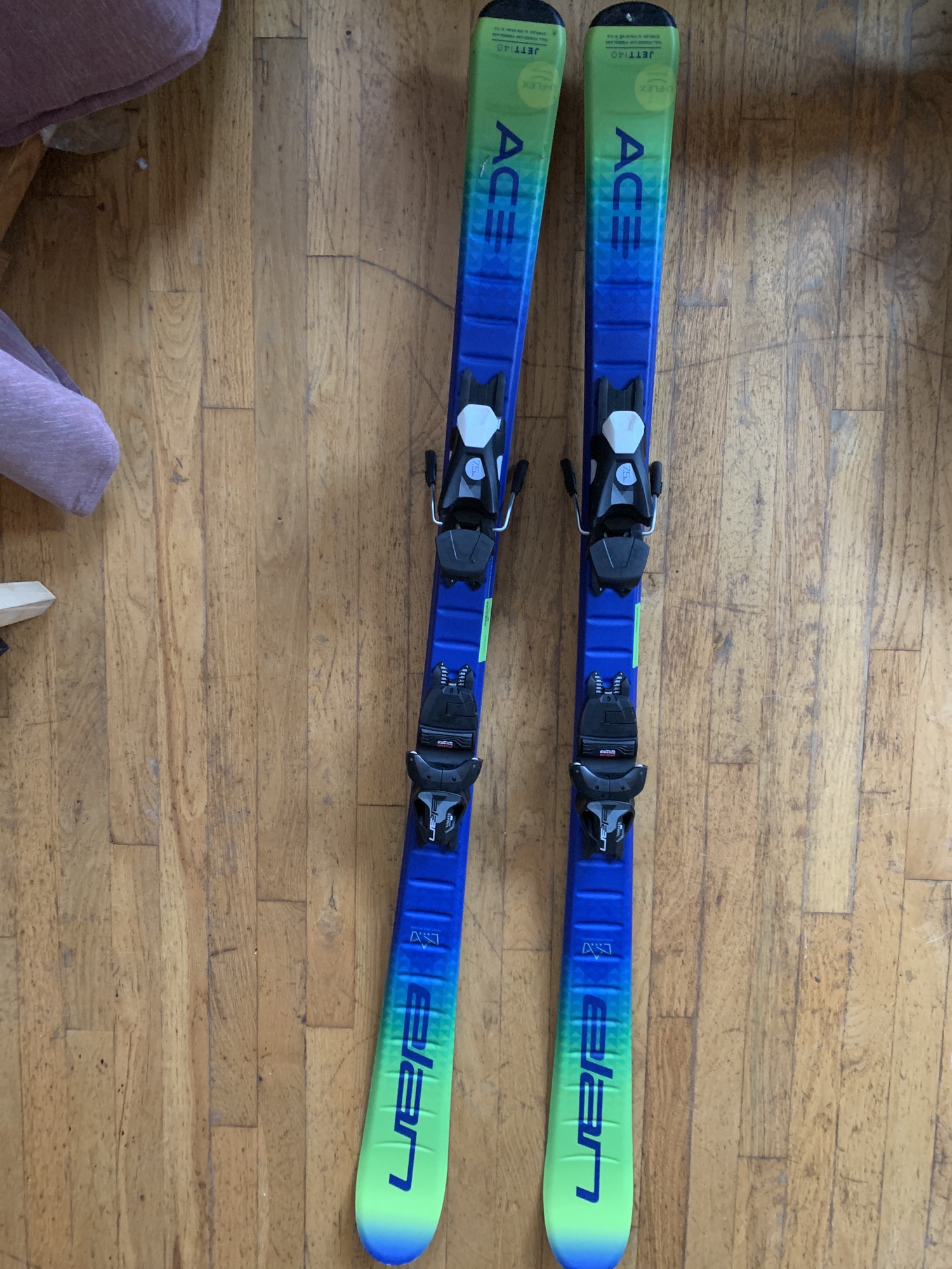 Elan Jett Quick Shift Skis with Bindingskids SidelineSwap