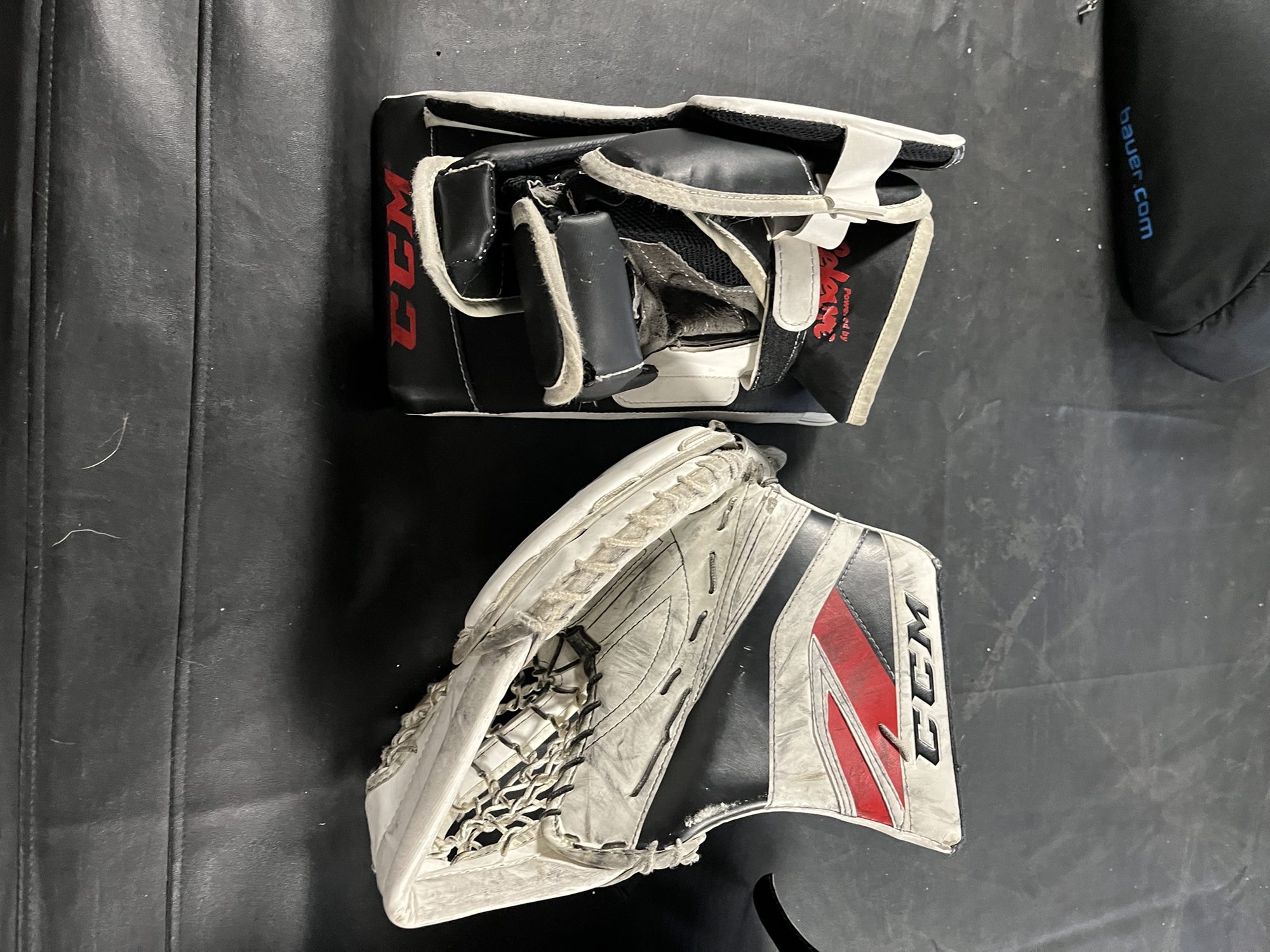 CCM 2.5 goalie gloves SidelineSwap