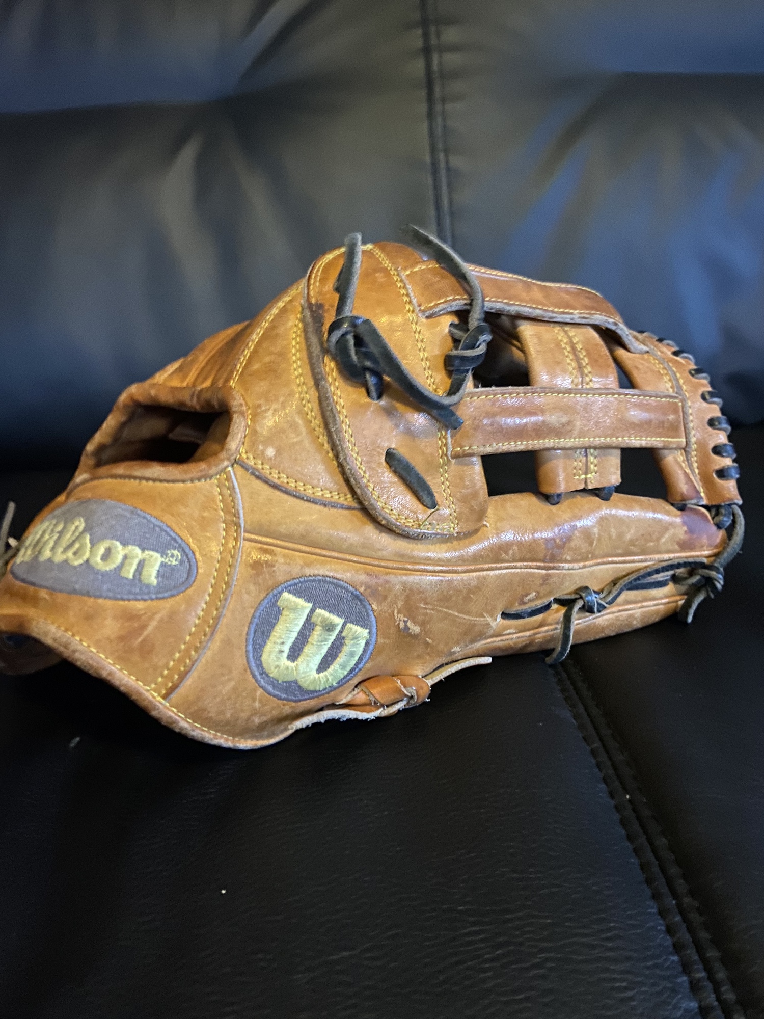 *used* Wilson a2000 12.75in outfield glove SidelineSwap