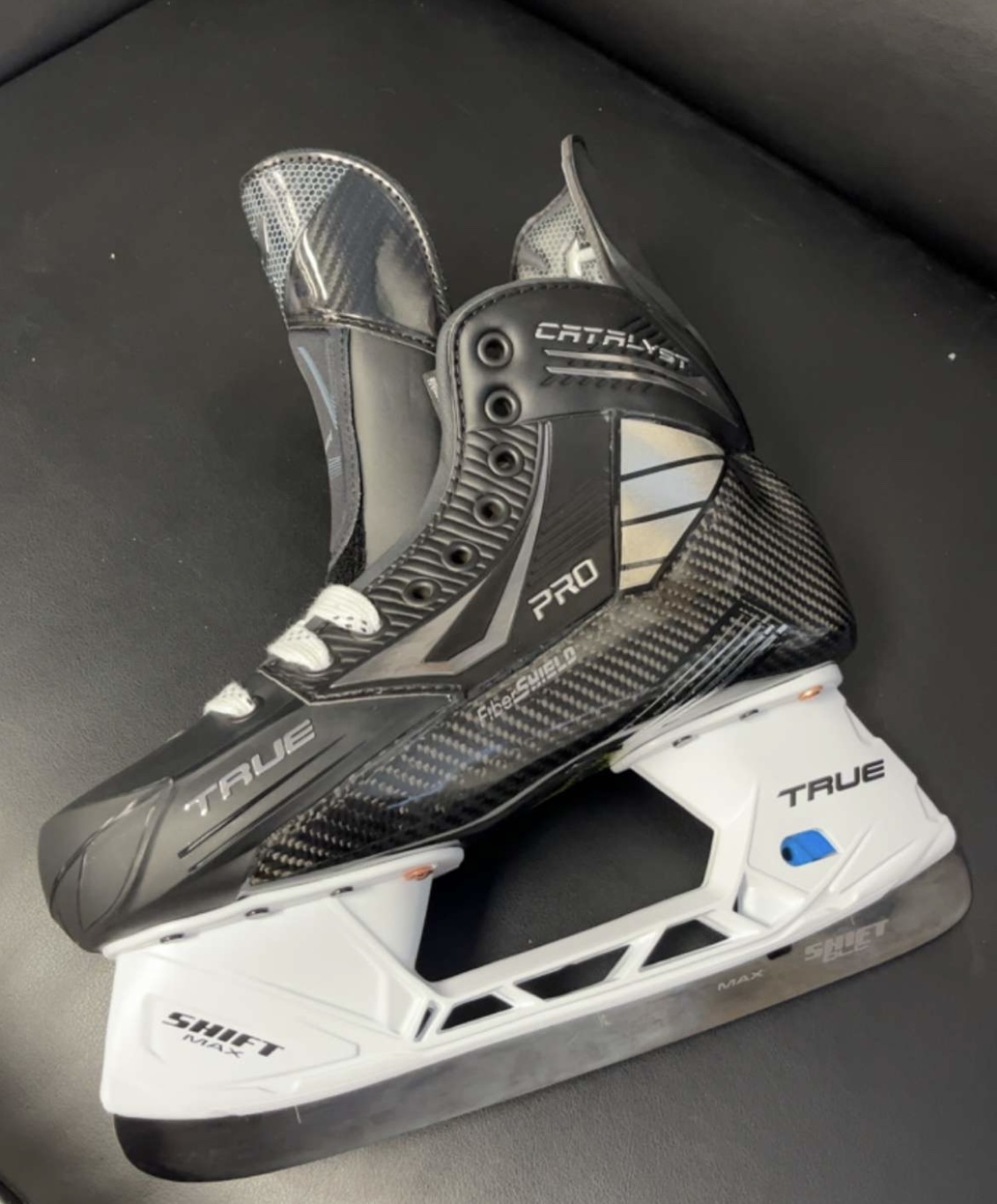 BRAND NEW TRUE CATALYST PRO SKATES SIZE 8 SidelineSwap