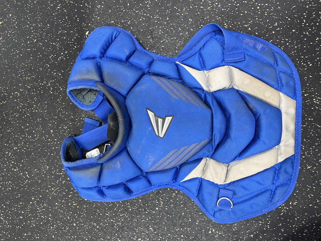 Used Easton Chest Protector Youth Catcher's Equipment SidelineSwap