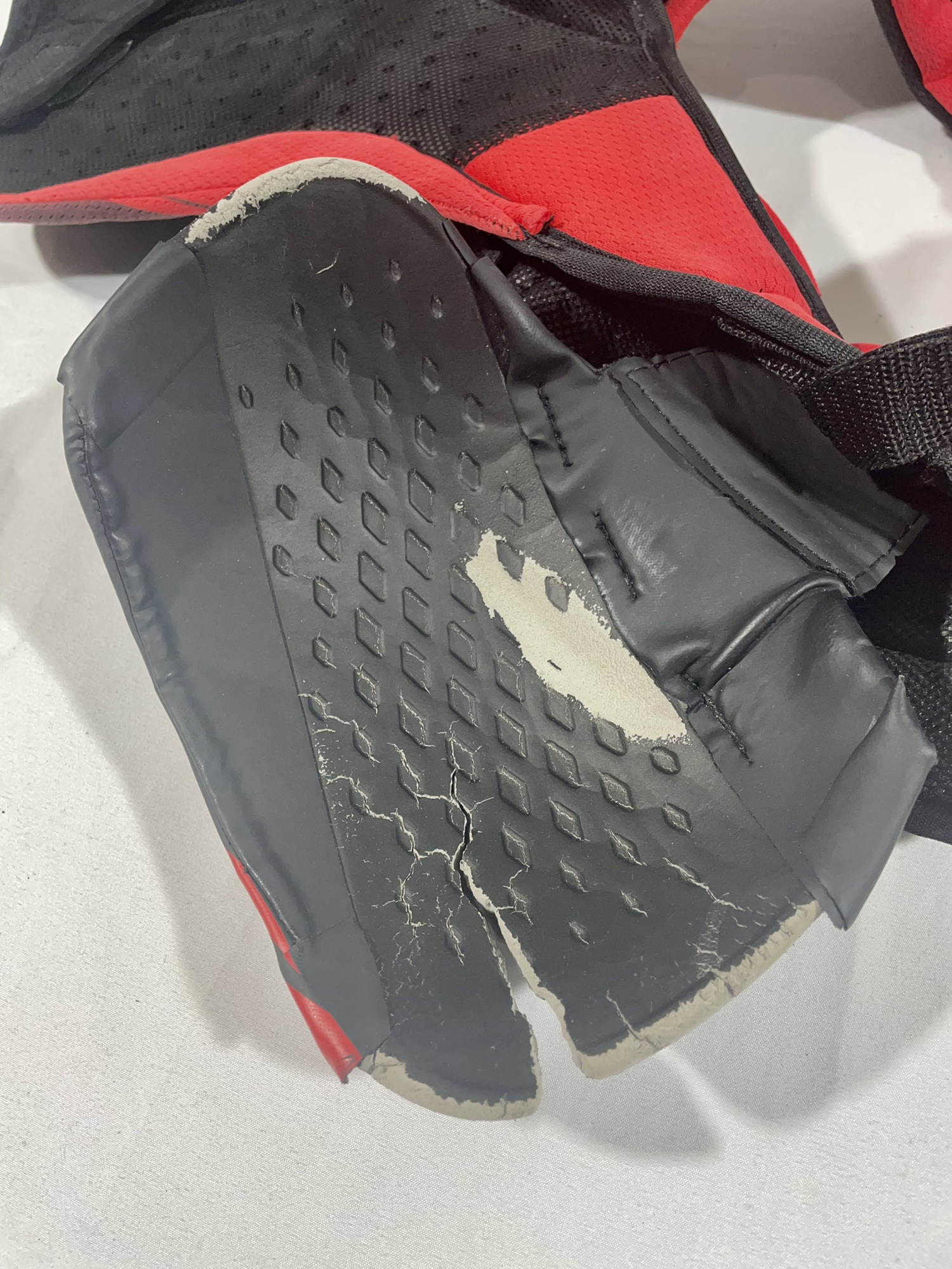 XL Bauer Vapor 2x Pro Shoulder Pads SidelineSwap