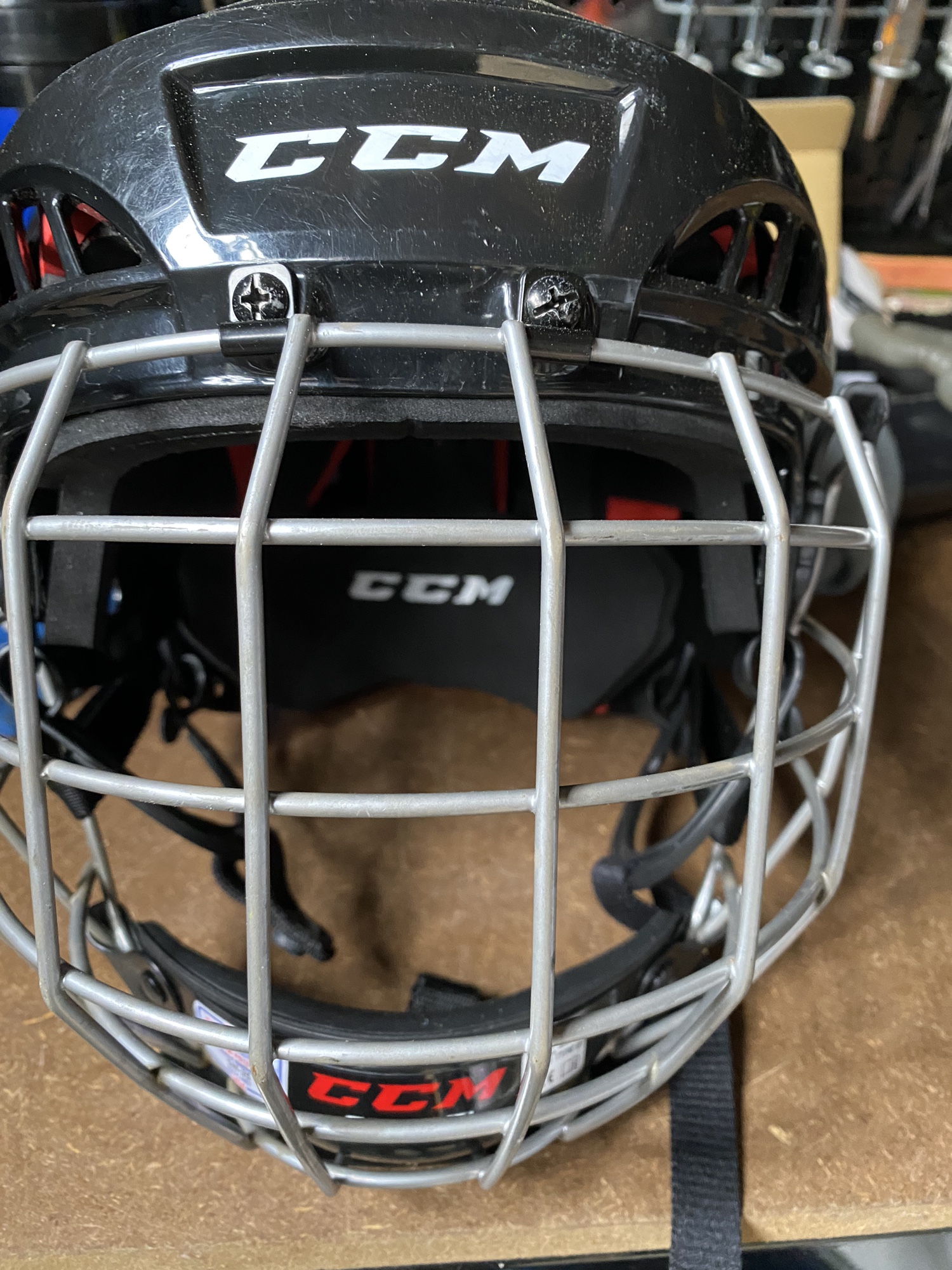 Used Medium CCM Helmet SidelineSwap