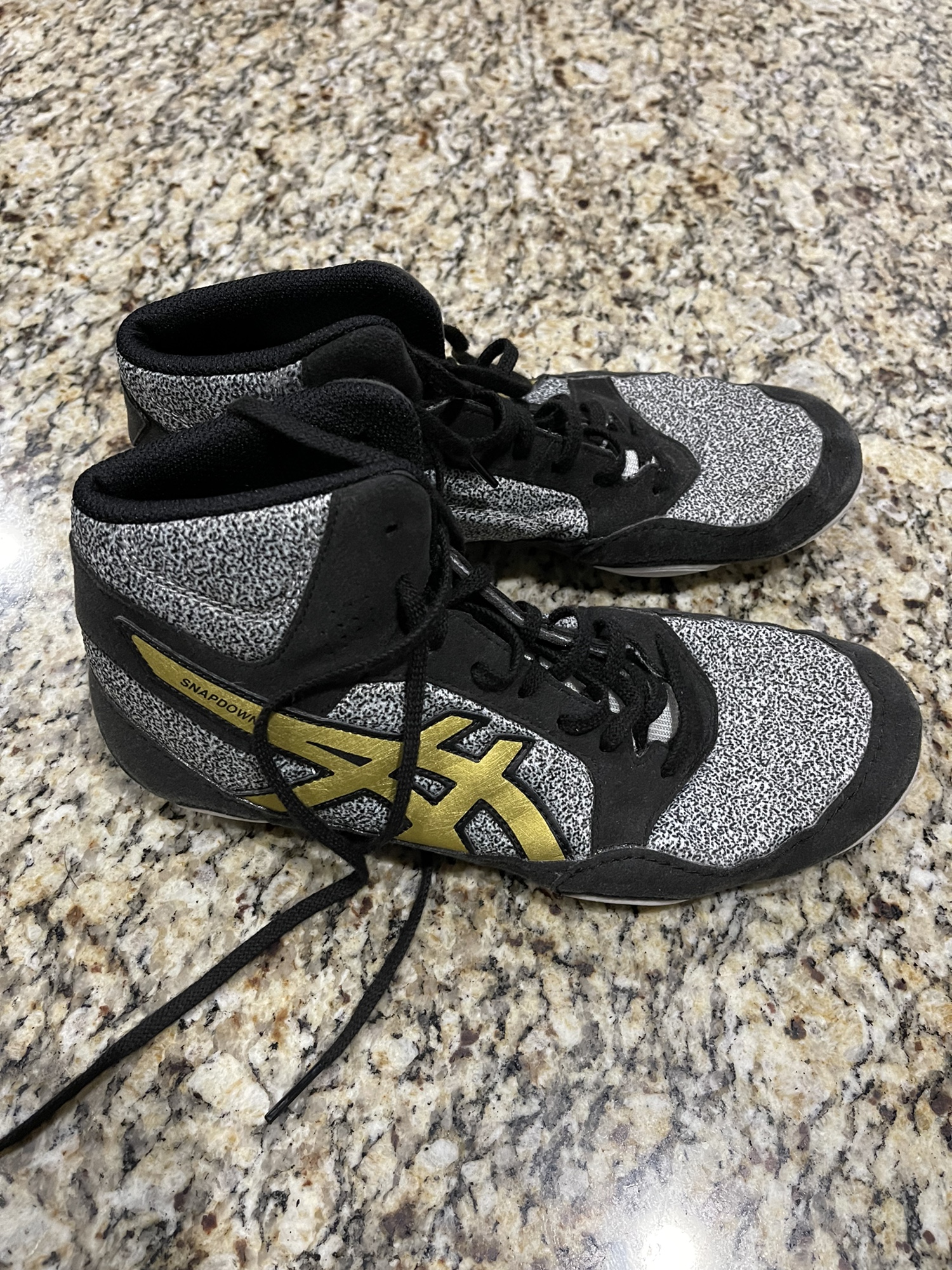 Used Asics Wrestling Shoes SidelineSwap