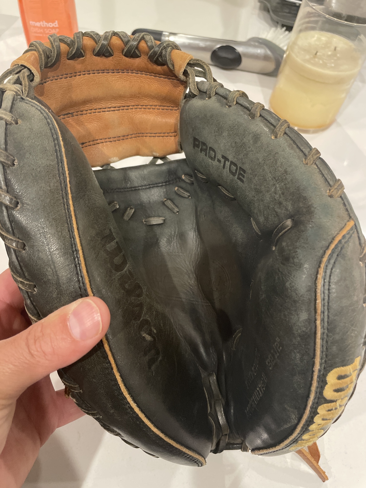 Used Catcher's 32.5" A2000 Baseball Glove SidelineSwap
