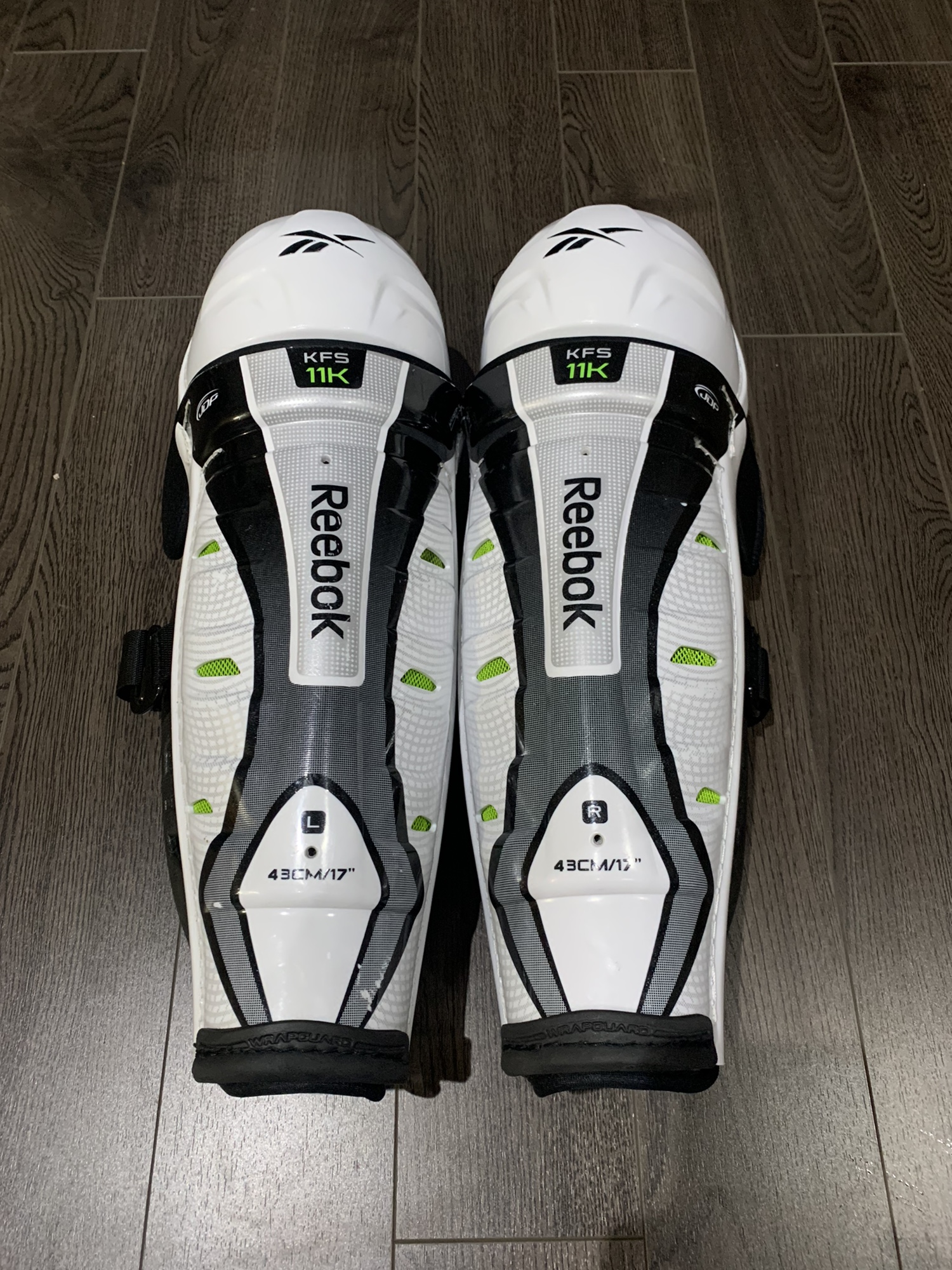 REEBOK (JOFA) 11K PRO STOCK SHIN PADS 17" SidelineSwap
