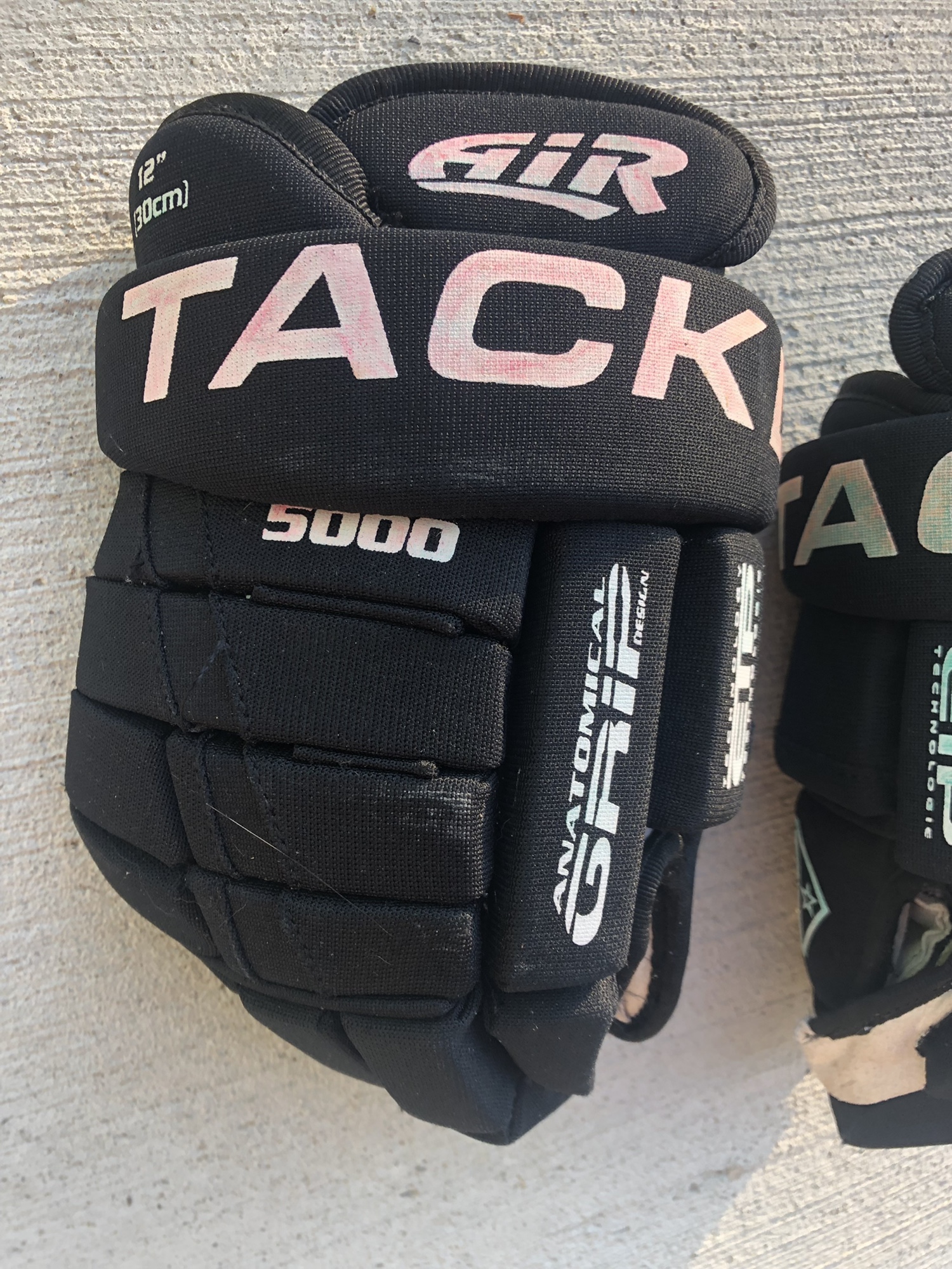 Air Tackla 5000 12” Hockey Gloves SidelineSwap