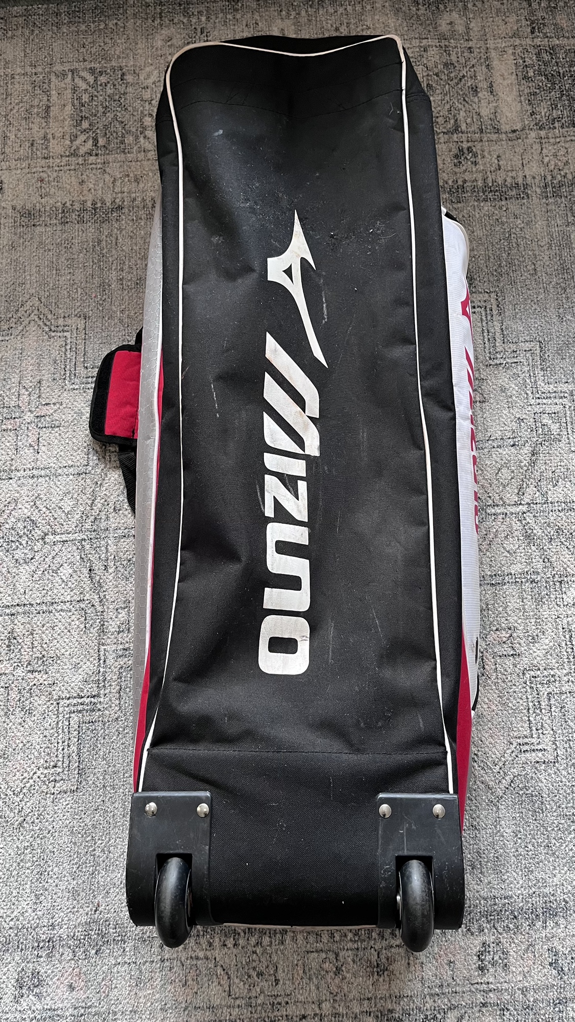 Mizuno rolling catchers bag SidelineSwap