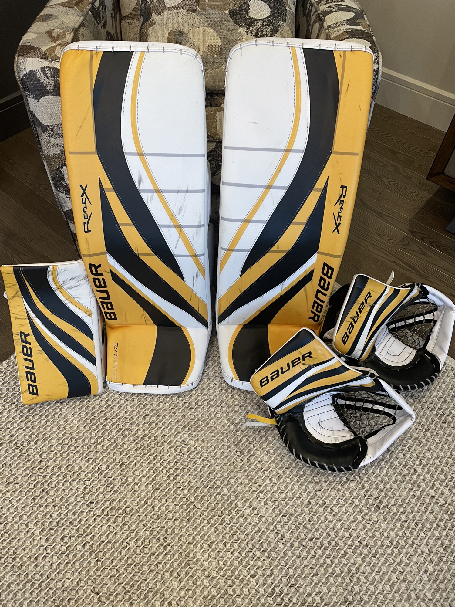 Bauer Hyperlite Goalie Full Set SidelineSwap