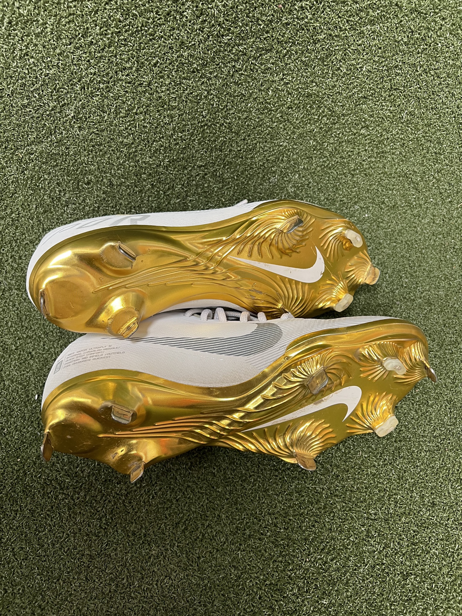 vapor ultrafly cleats
