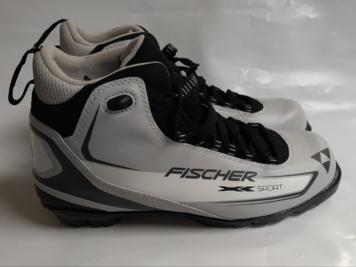 New Fischer XC Sport Classic XC Boots Size 45 Euro SidelineSwap