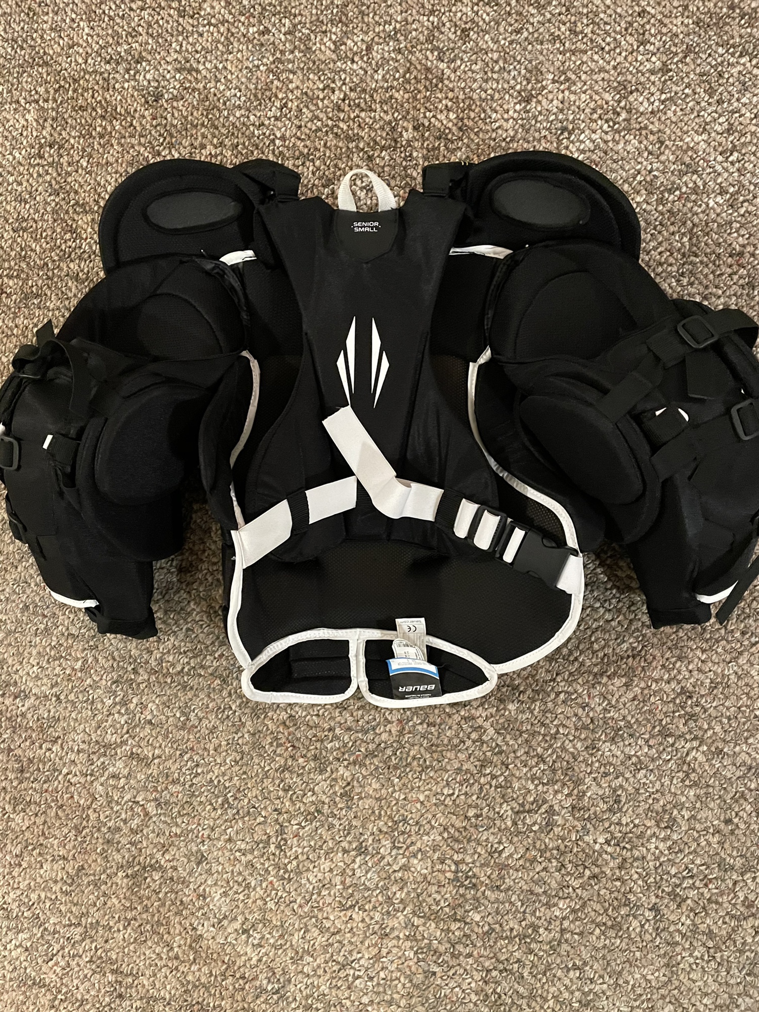 NEW Bauer GCP Supreme s170 men’s Small Goalie Chest and Arm protector