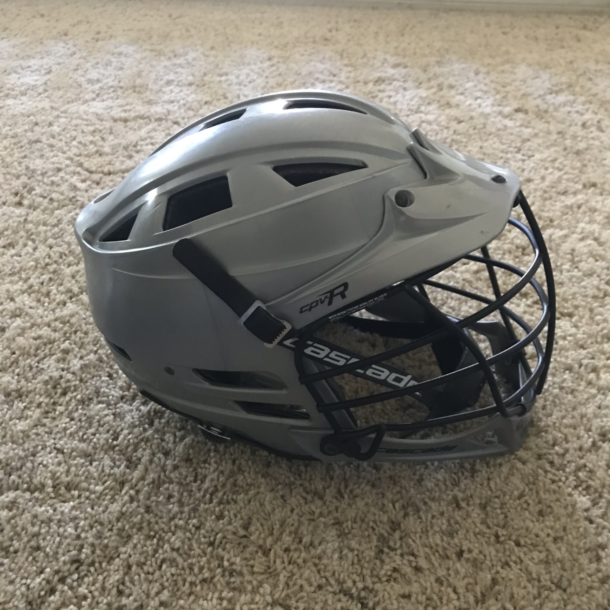 New Player’s Cascade CPVR Helmet SidelineSwap