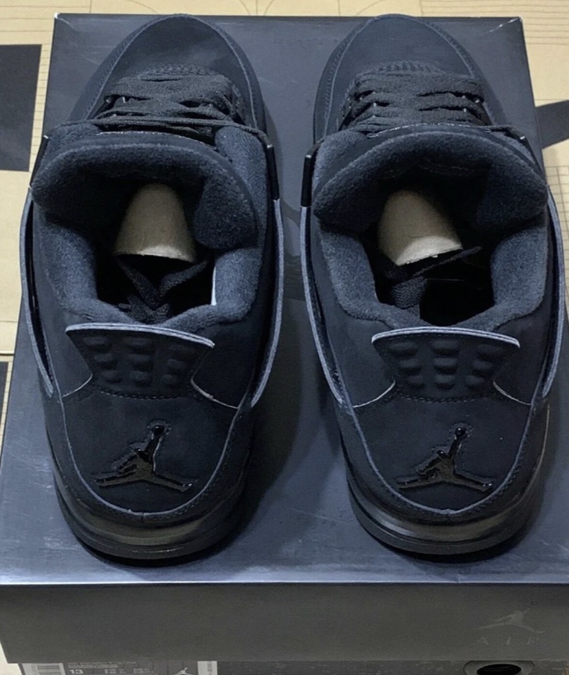 Air Jordan 4 retro black cat shoes SidelineSwap