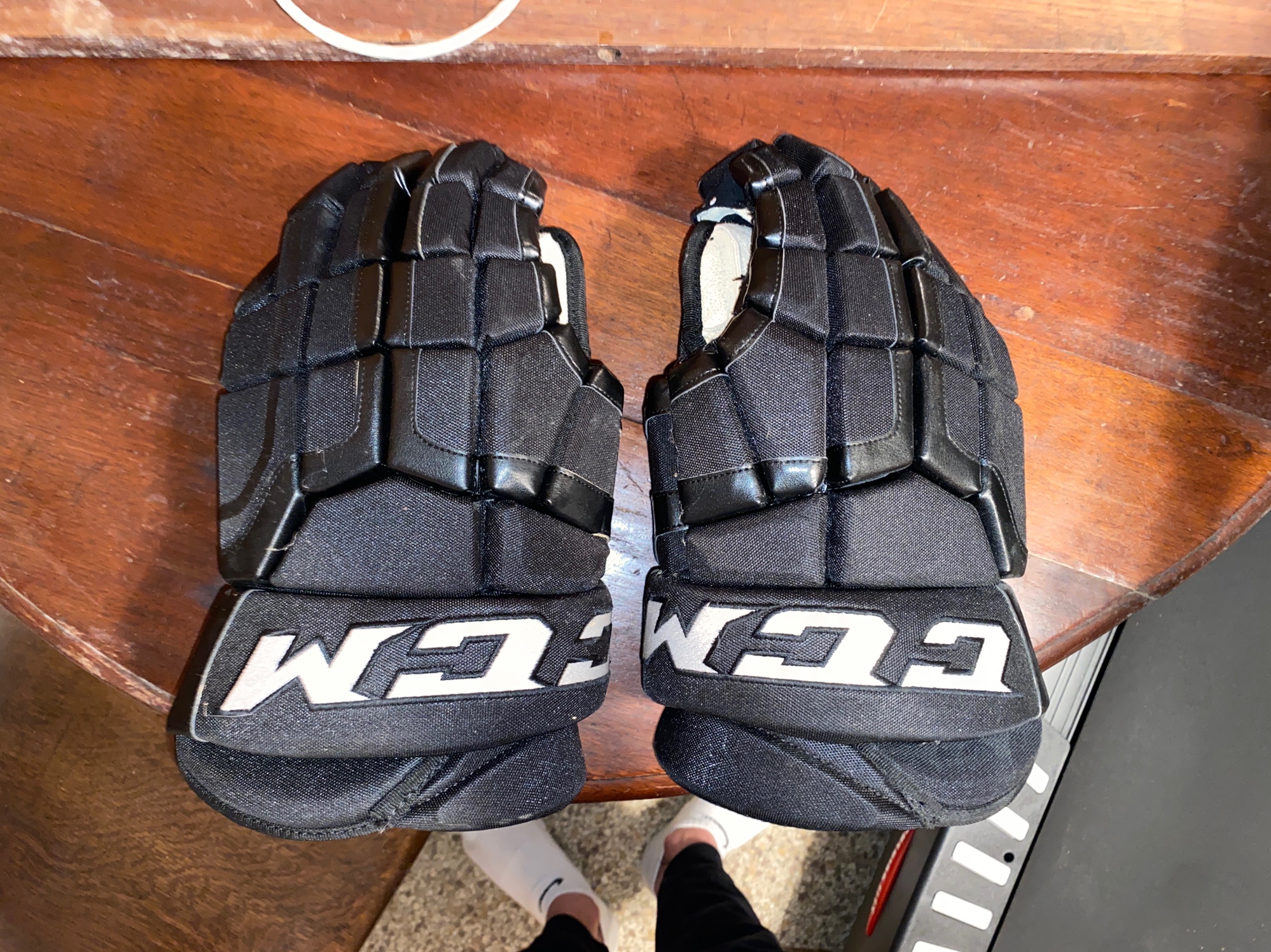 CCM 14" Carolina Hurricanes Pro Stock Gloves SidelineSwap