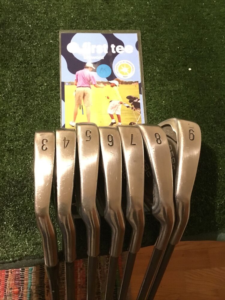 Tour Classic 858c Irons Set (39 Irons) Stiff Graphite Shafts