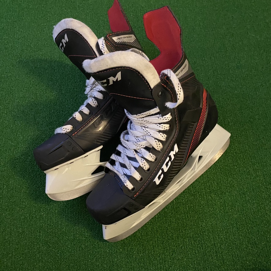 CCM Jetspeed FT455 Hockey Ice Skates Mens Senior Size 9 SidelineSwap
