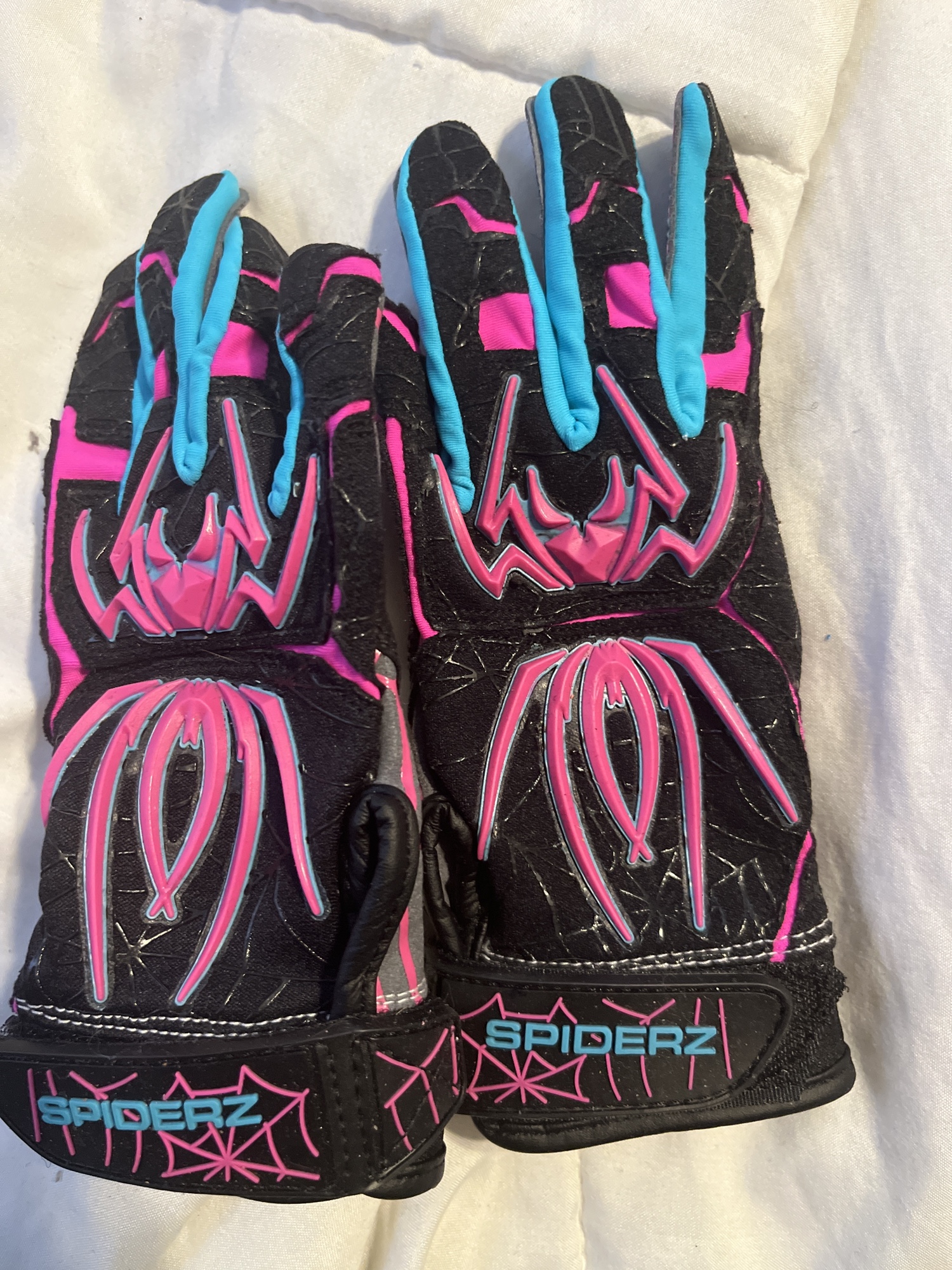 Spiderz batting gloves Youth Large SidelineSwap
