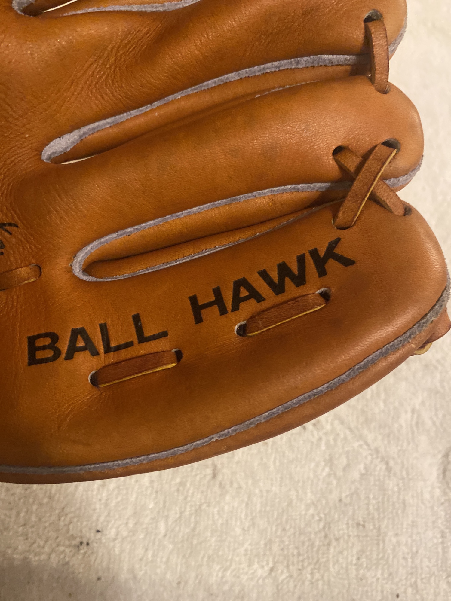 Vintage Wilson Jim Catfish Hunter 10” Baseball Glove SidelineSwap