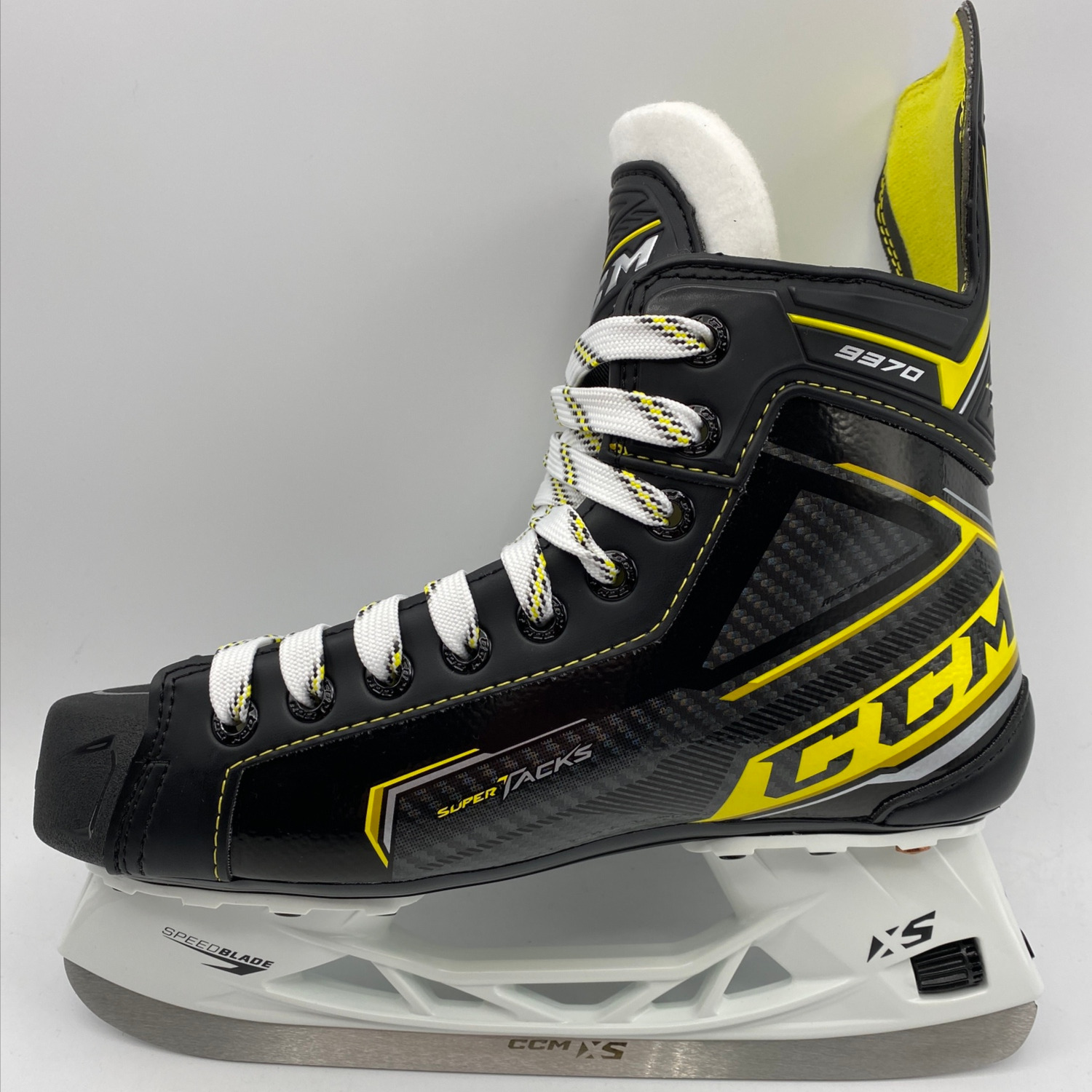 NEW CCM Tacks 9370 Skates, Size 5.5 EE SidelineSwap