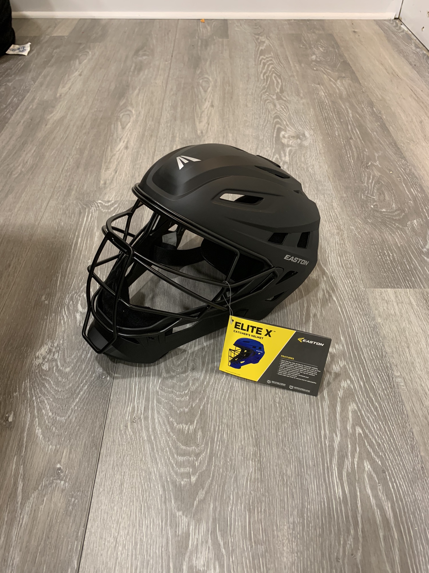 Brand New Easton Elite X Catcher's Helmet SidelineSwap