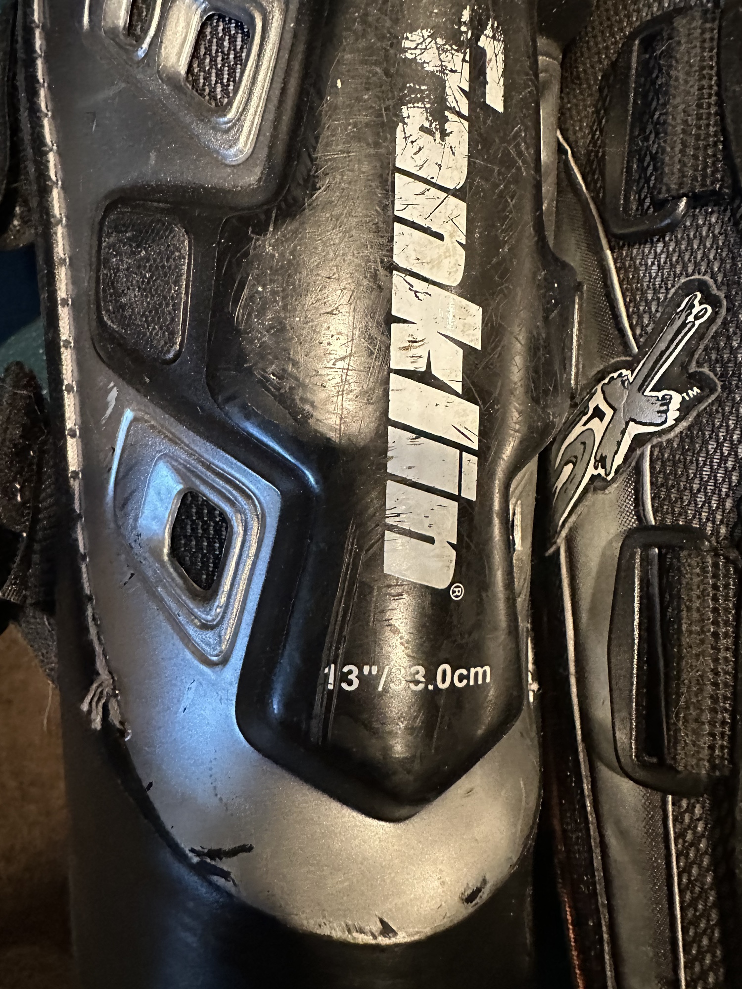 Franklin hockey shin pads SidelineSwap