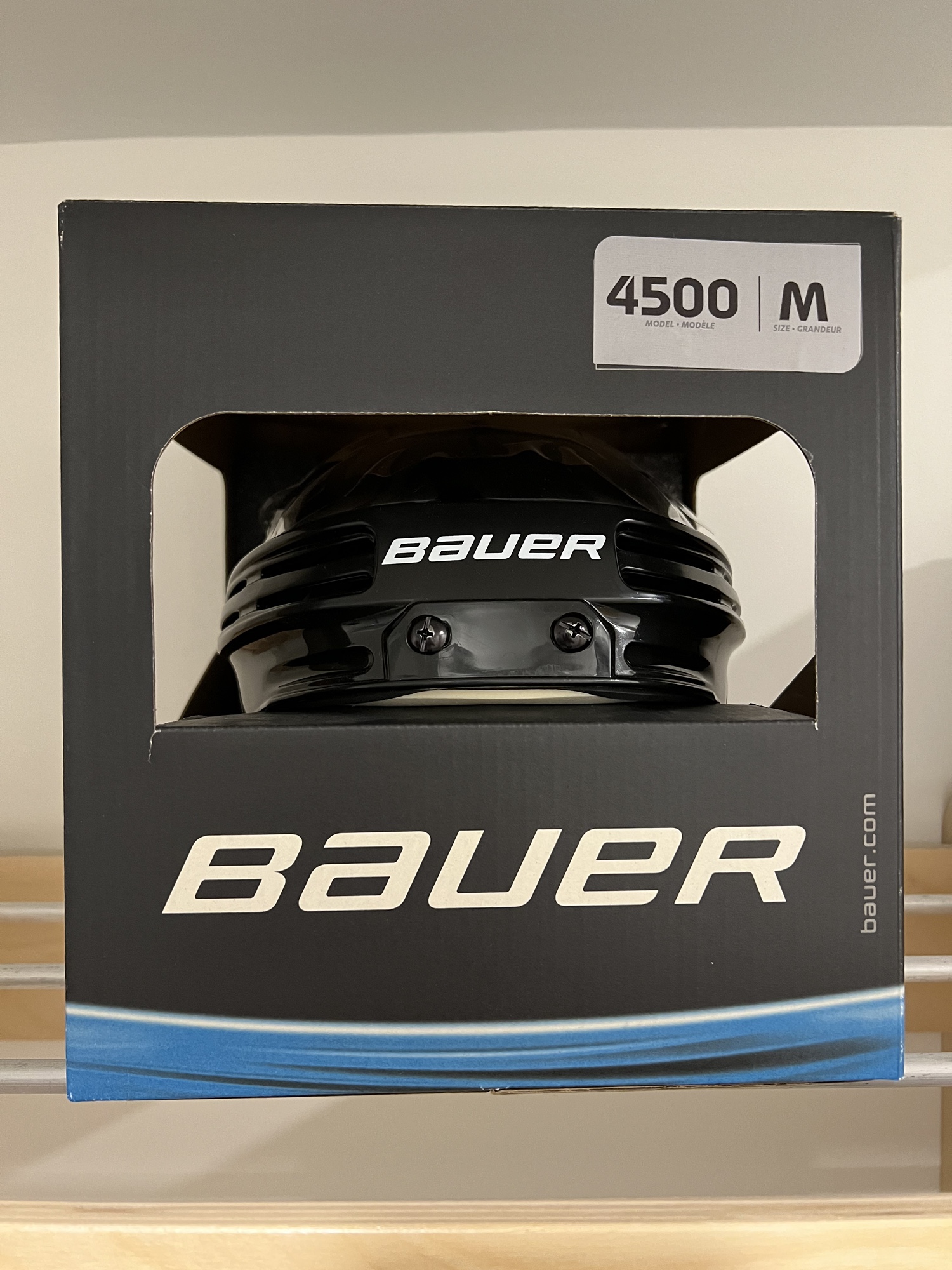 New Medium Bauer 4500 Helmet | SidelineSwap