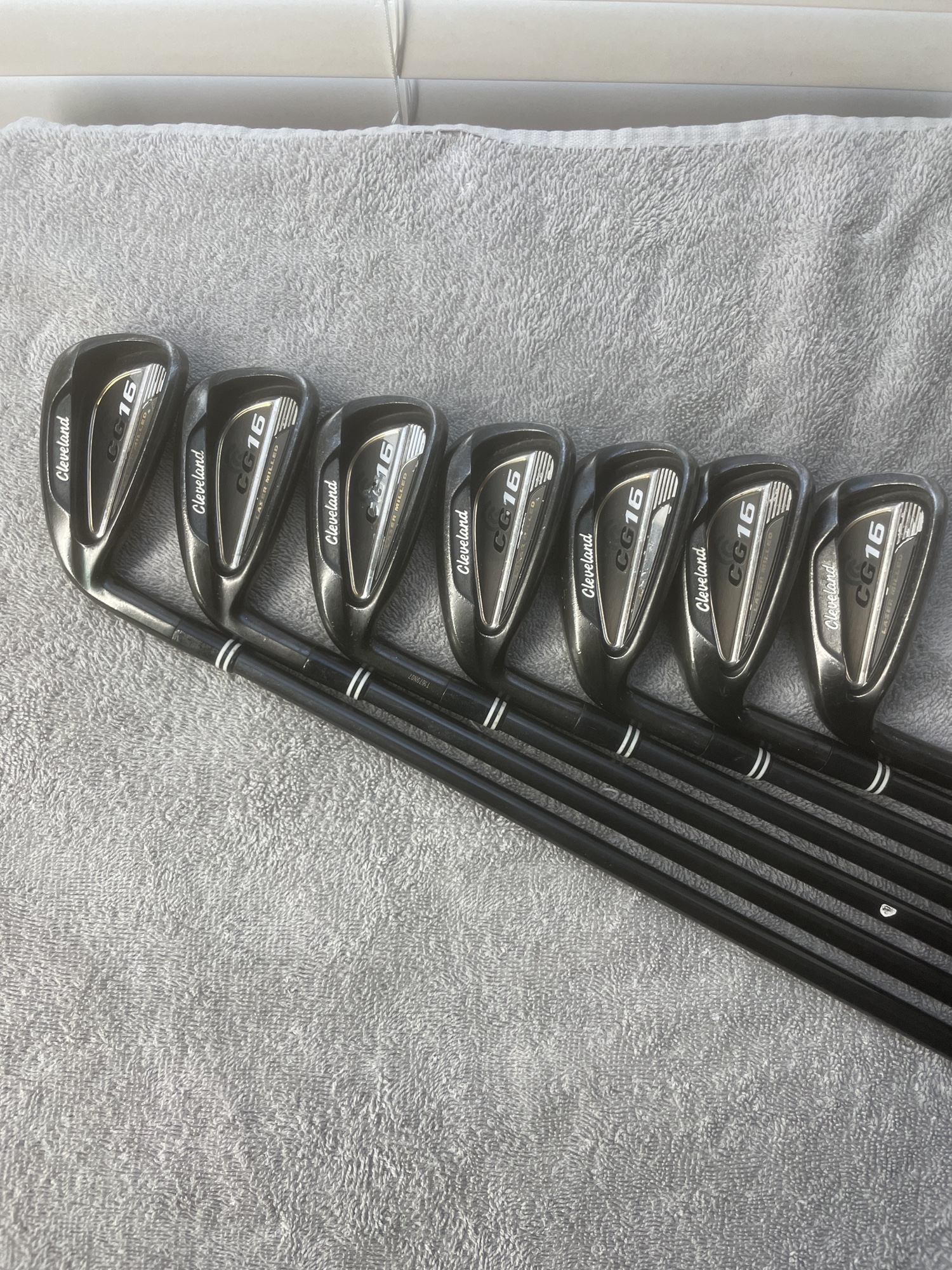 Men's Left Hand Senior Flex Cleveland Cg16 Iron Set SidelineSwap
