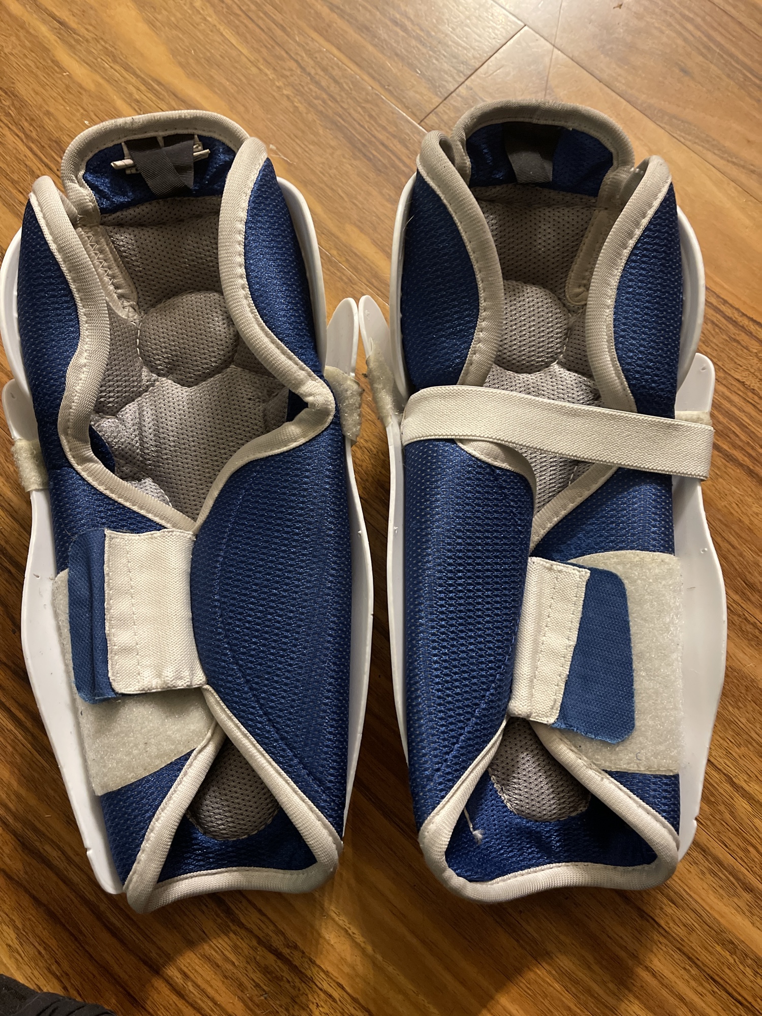 Bauer Nexus N7000 Shin Pads SidelineSwap