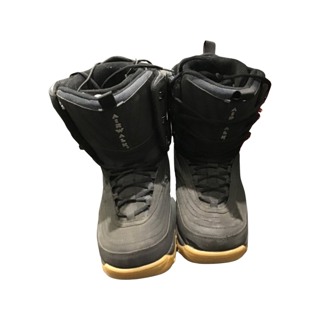 Used Airwalk Snowboard Boot Senior 10 Men's Snowboard Boots SidelineSwap