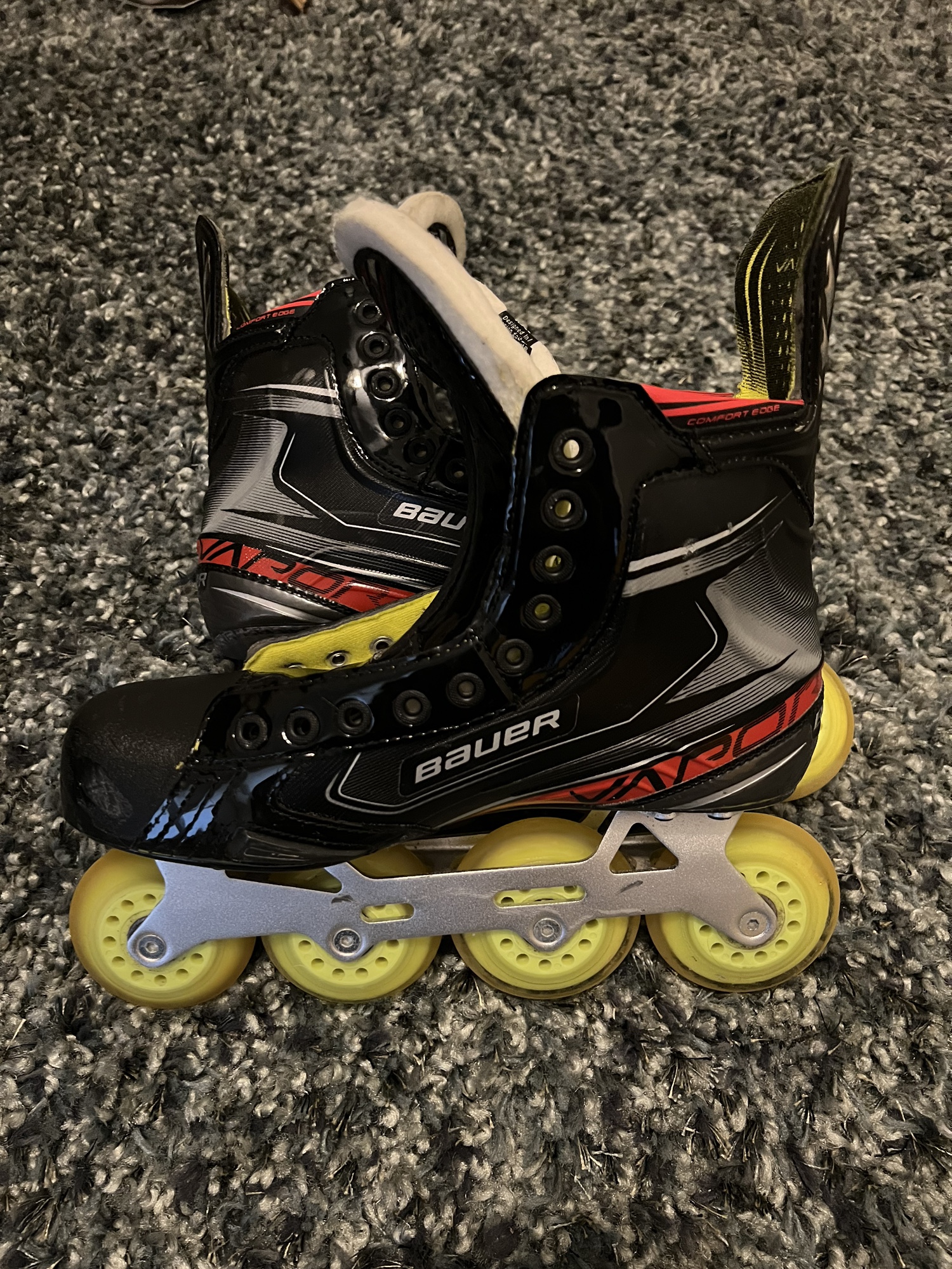 Used Bauer Regular Width Size 8.5 Inline Skates SidelineSwap