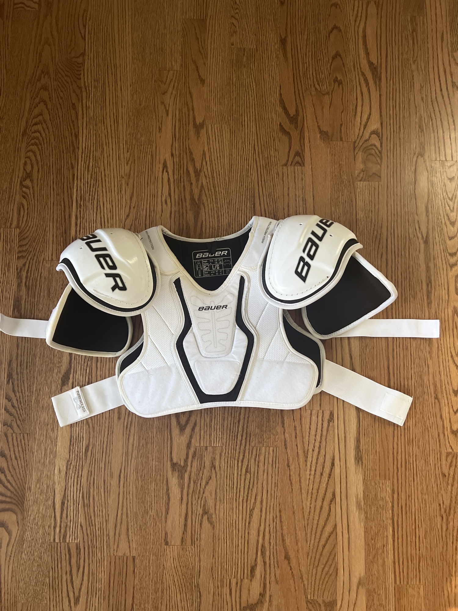 Senior Large Bauer Nexus 400 Shoulder Pads SidelineSwap