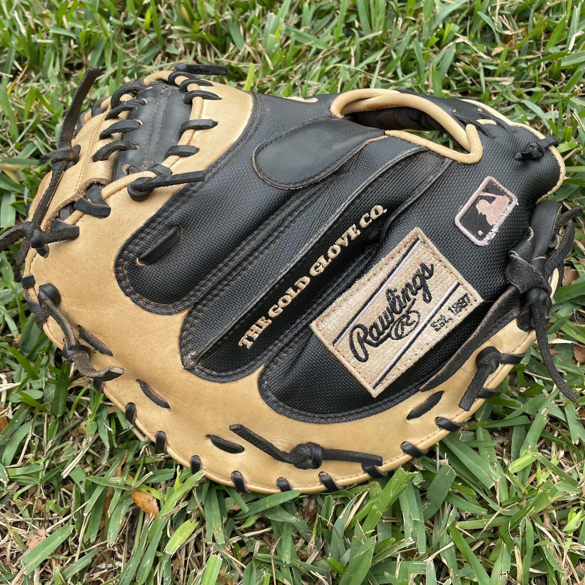 Rawlings HOH 34" Catcher's Mitt Yadi Molina Pattern PROYM4BC