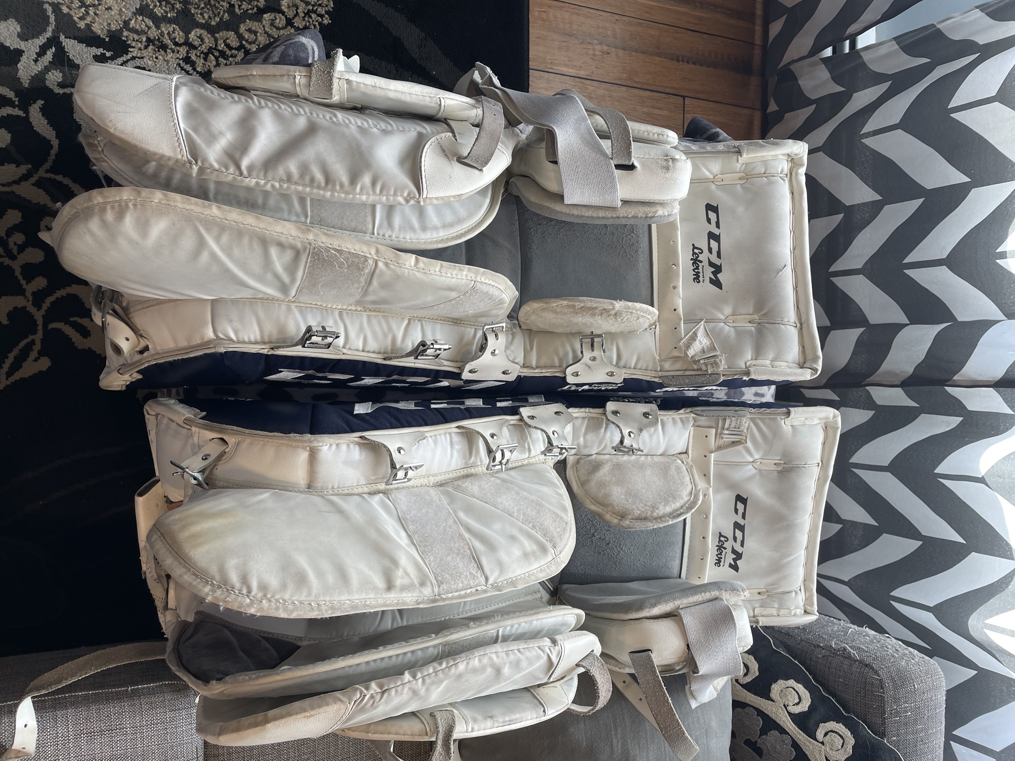 Ccm retro flex 550 goalie leg pads SidelineSwap
