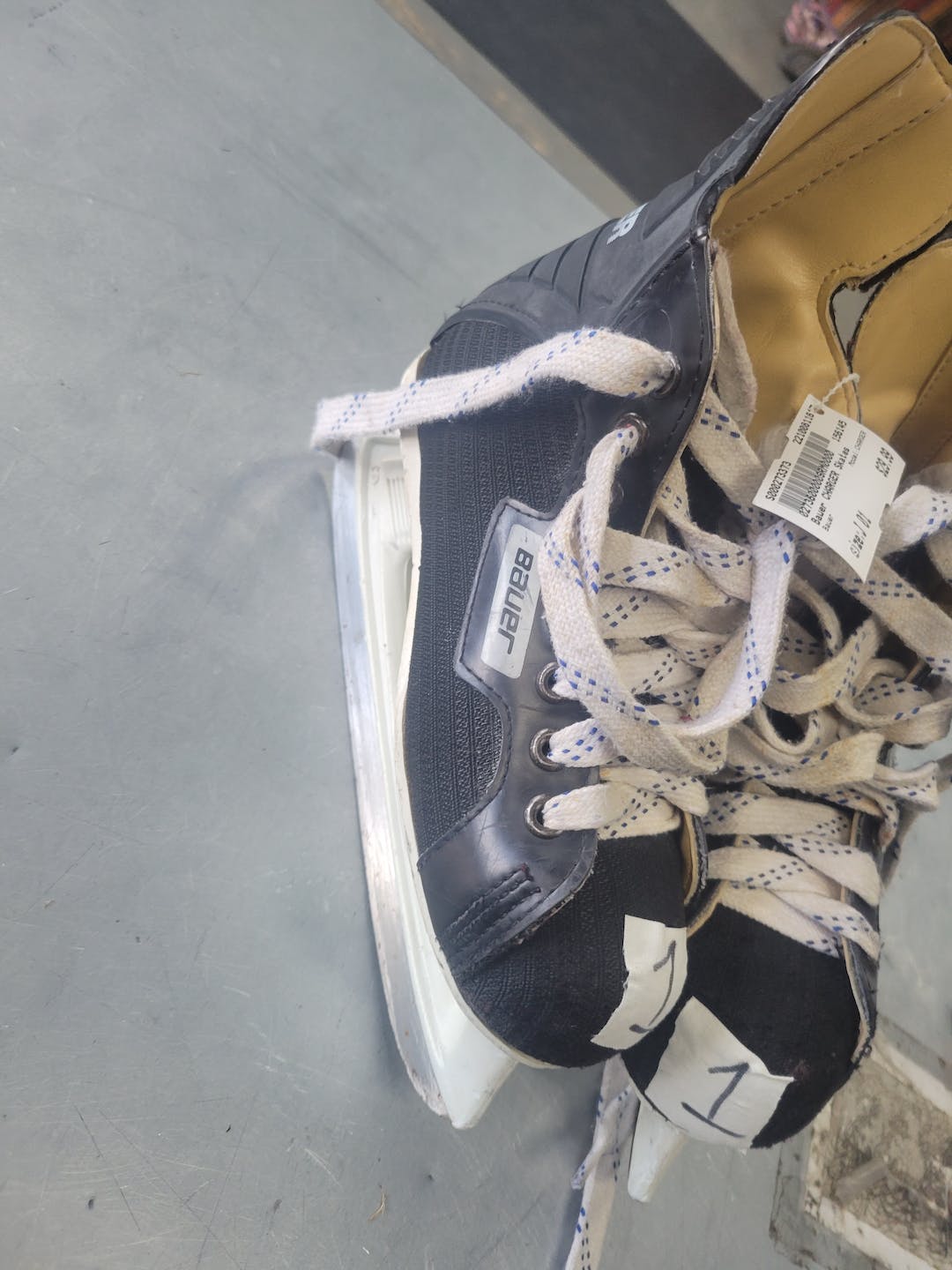 Used Bauer Charger Junior 01 Ice Hockey Skates SidelineSwap