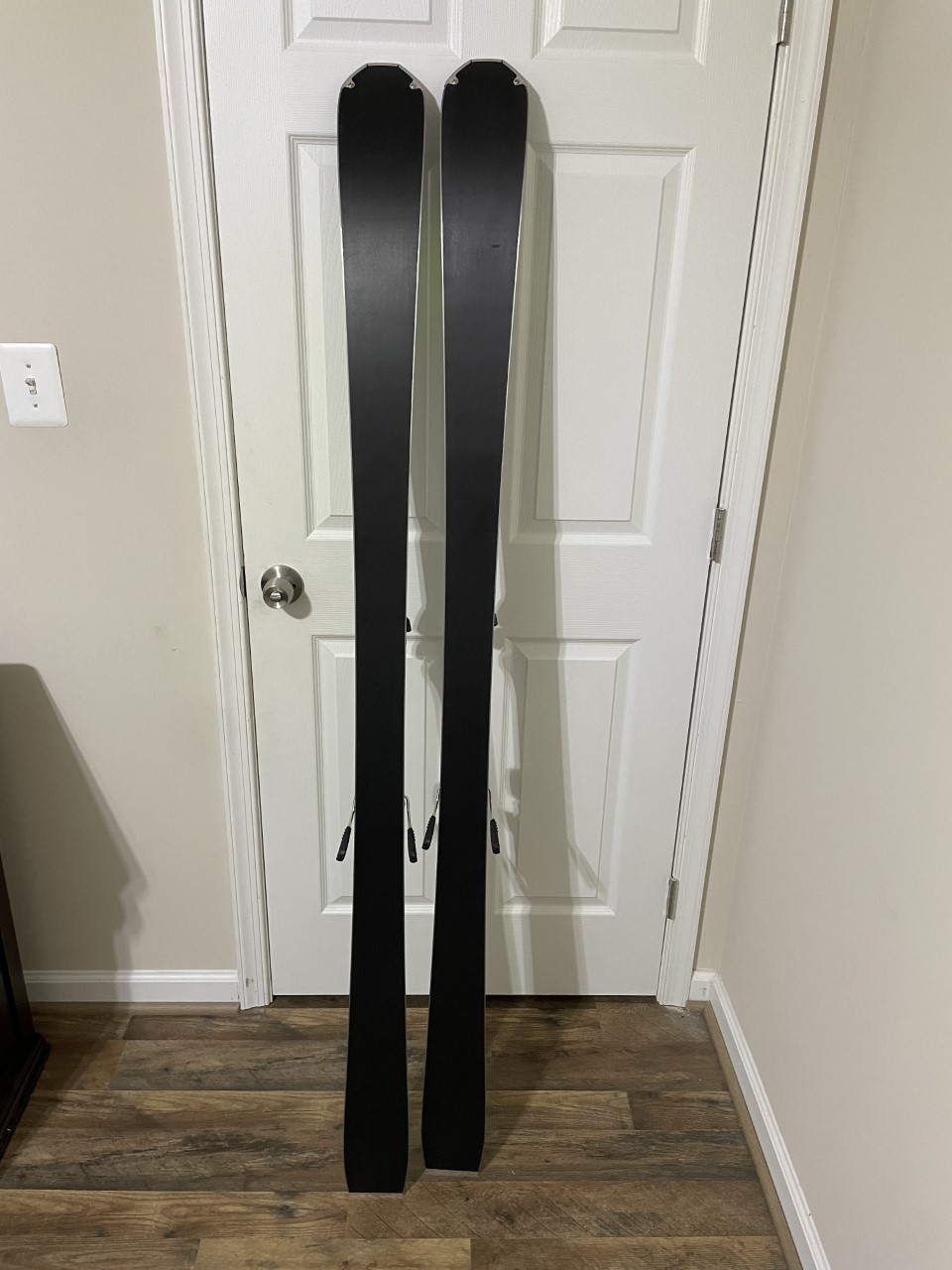 Fischer Rc One 78 Gt Skis With Fischer Rsw 10 Bindings New Sidelineswap Fischer Rc One 78 Gt Skis With Fischer Rsw 10 Bindings New Sidelineswap