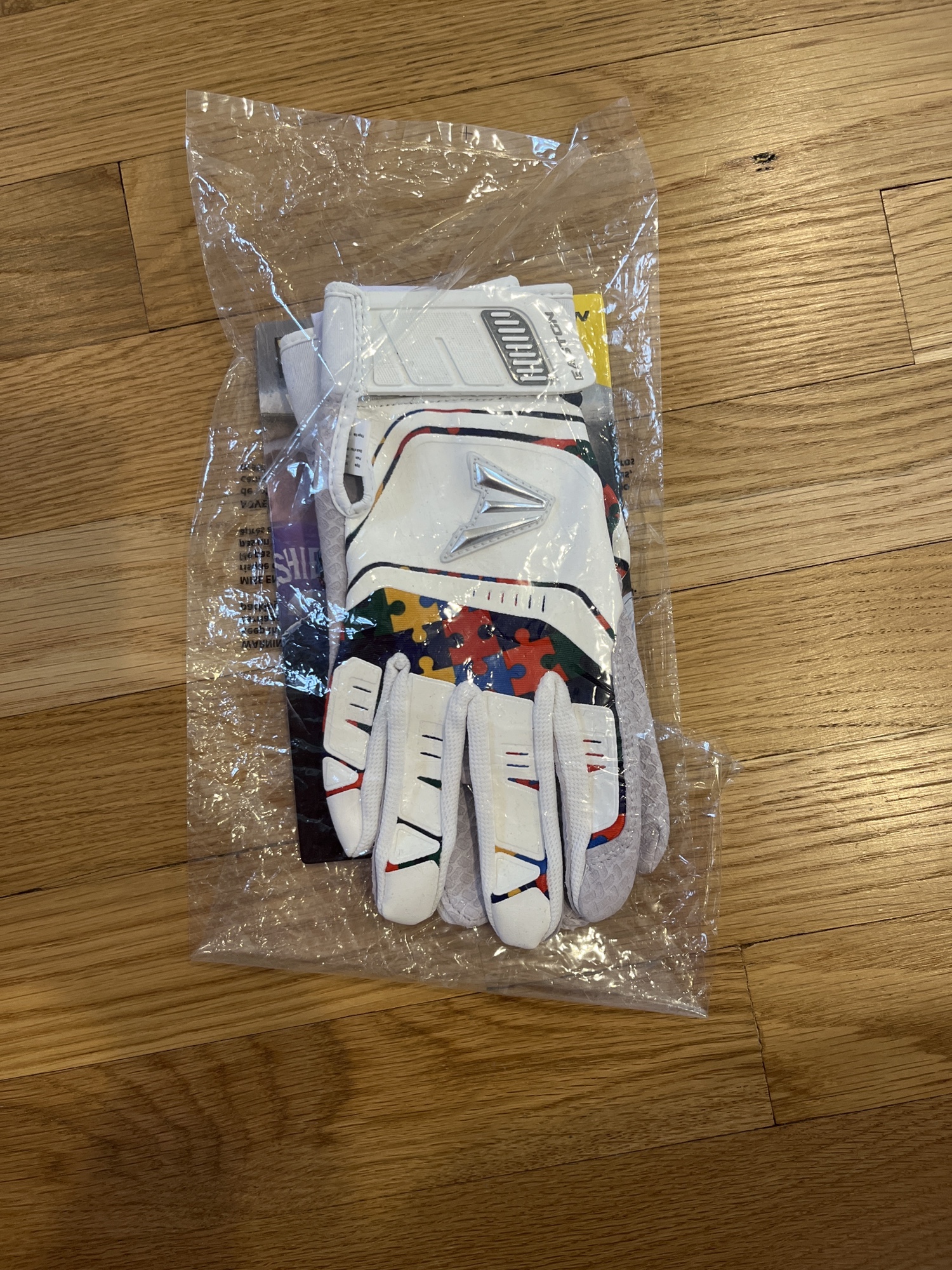 NEW/RARE Easton Walk Off Batting Gloves (Youth Large) SidelineSwap