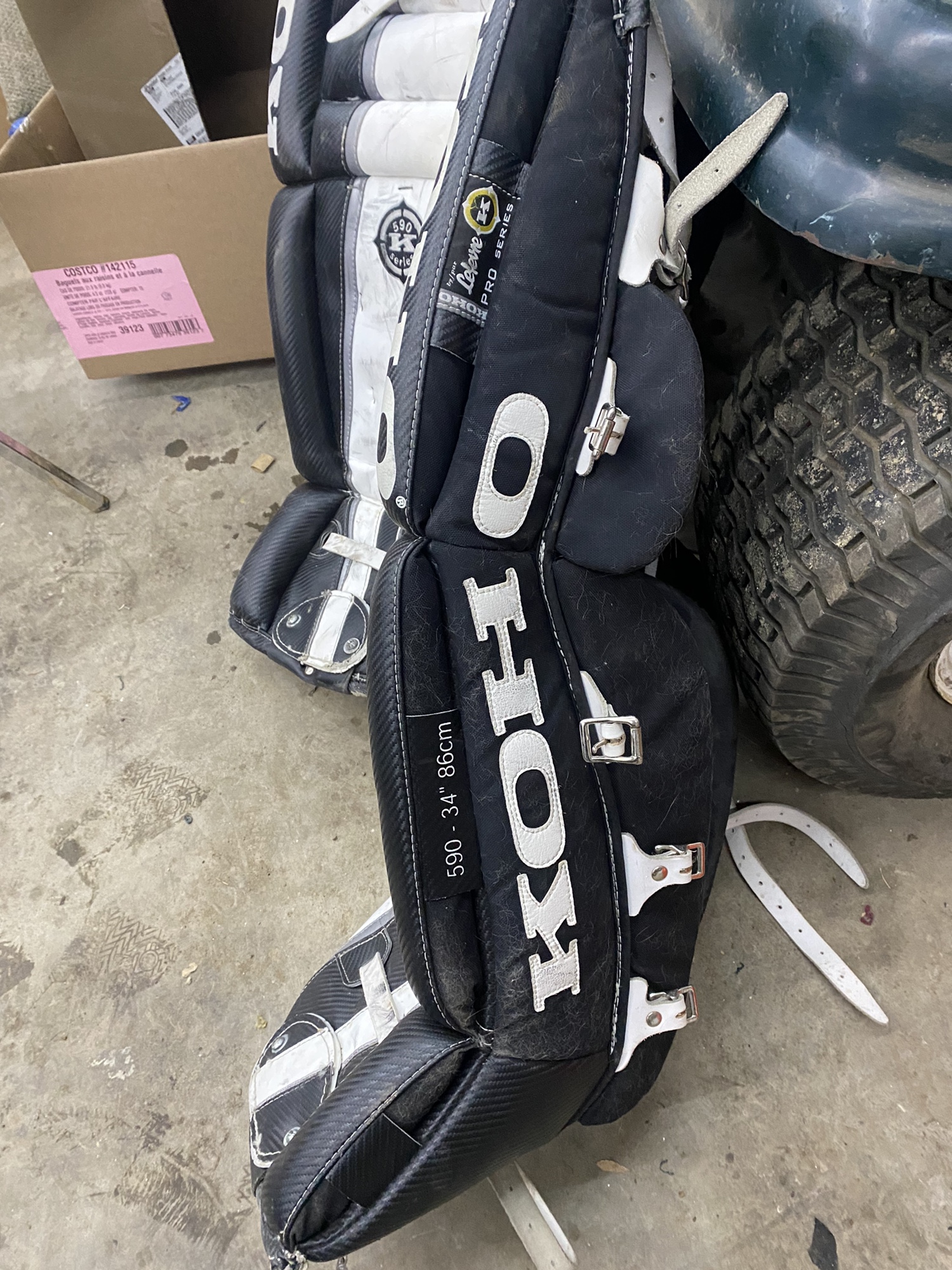 Used 34" Koho Goalie Leg Pads SidelineSwap