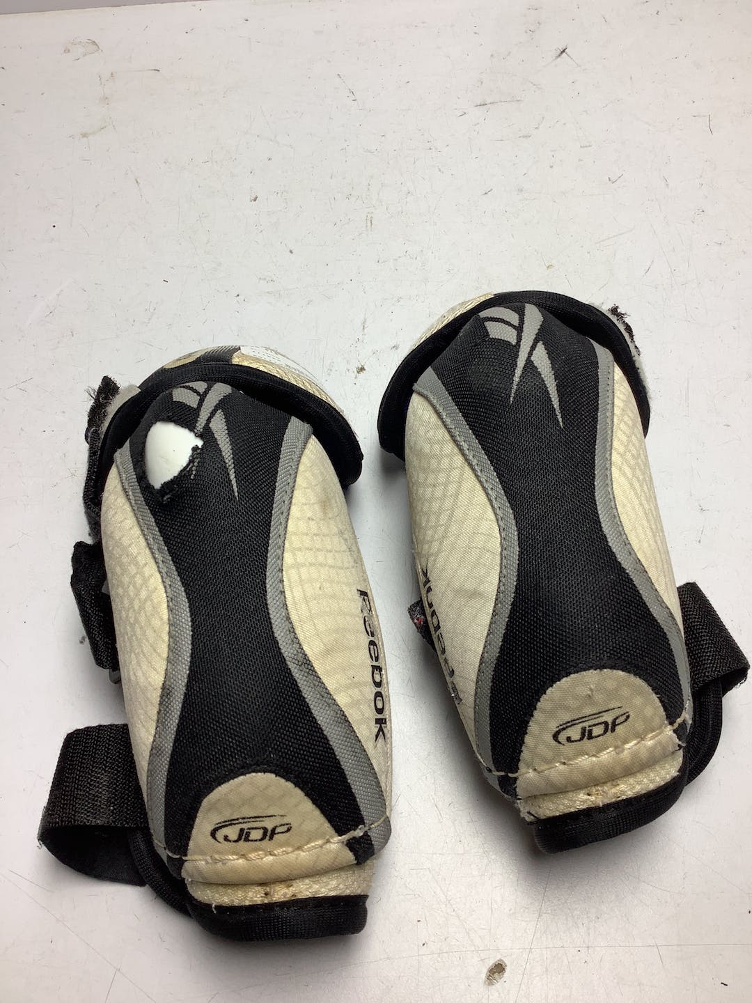 Used Reebok 7k Sm Hockey Elbow Pads SidelineSwap