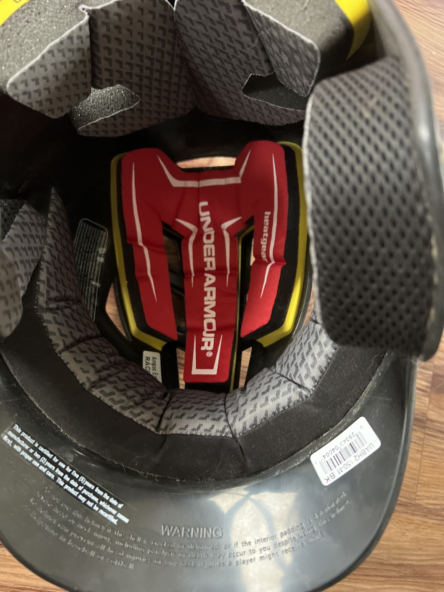 New Medium/Large Under Armour Batting Helmet SidelineSwap