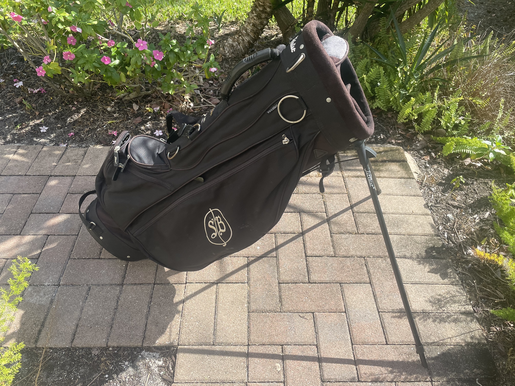 Titleist Golf Stand Bag With Double Shoulder Strap , Club dividers