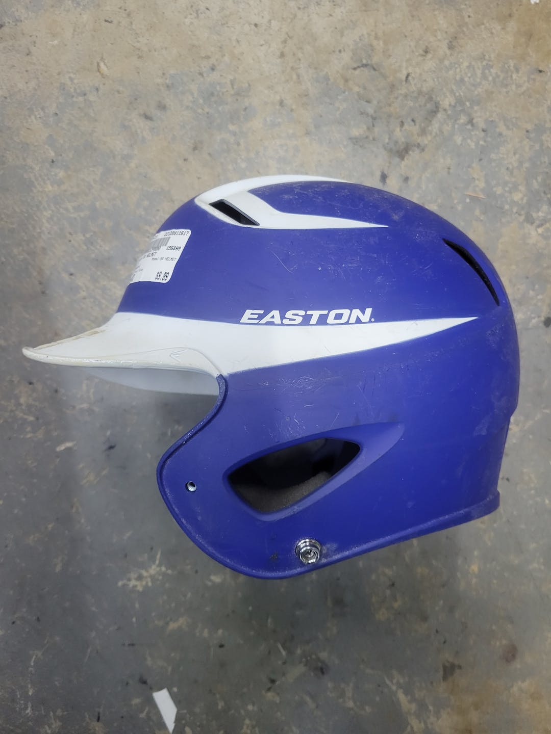Used Easton Sr Helmet Md Standard Baseball And Softball Helmets