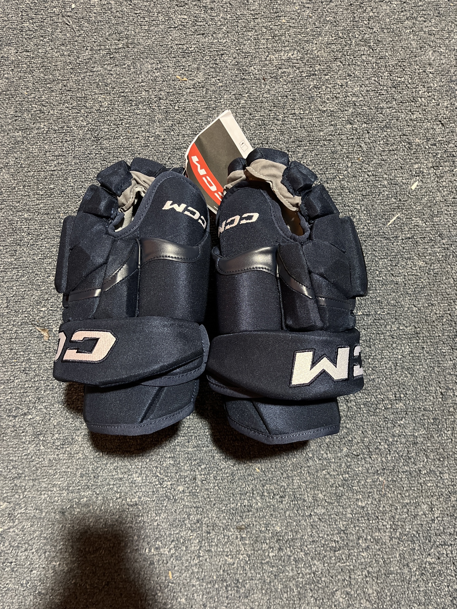 New Navy CCM HG12 Pro Stock Gloves Colorado Avalanche Team Issued 13