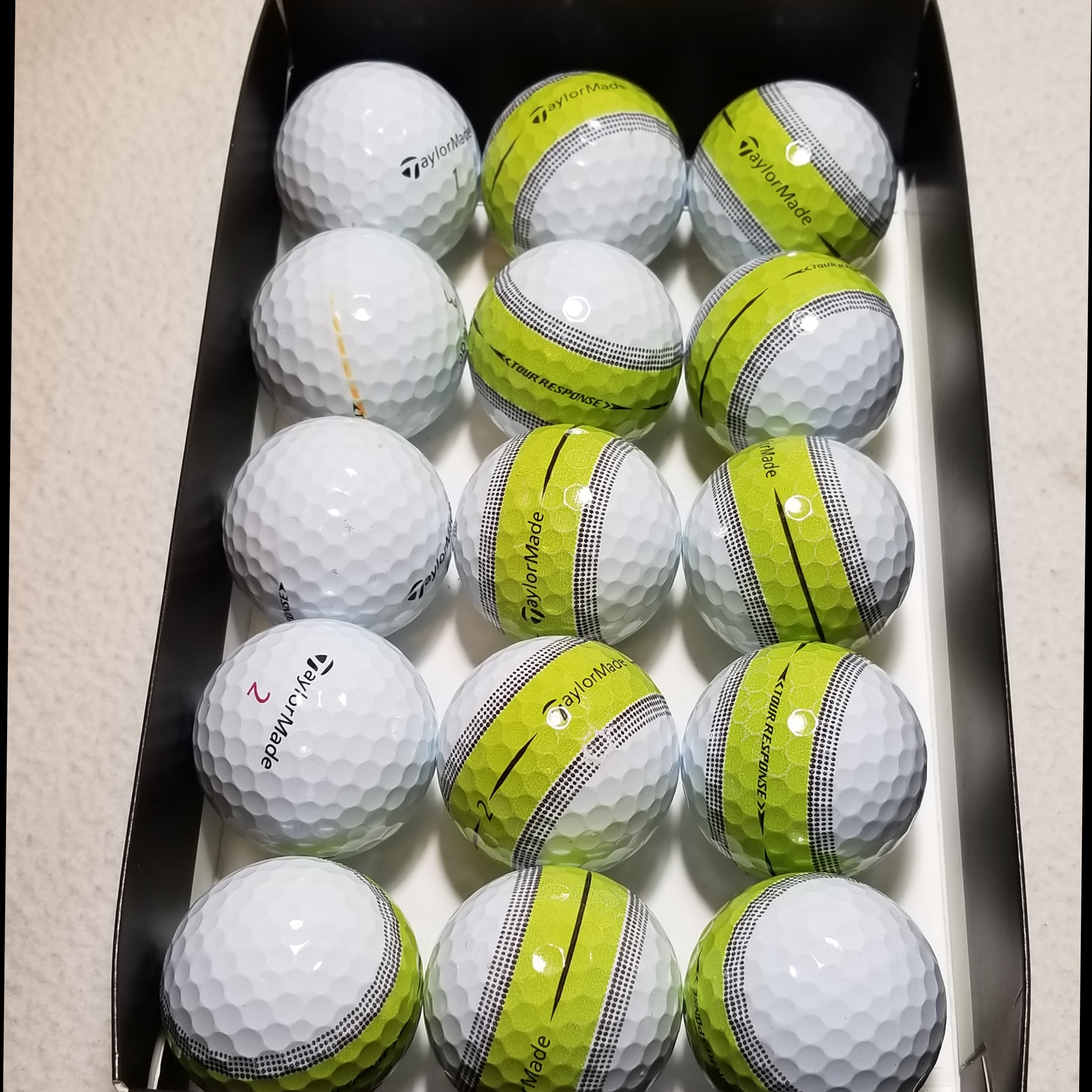 15 Pack TaylorMade Like New Tour Response Golf Balls SidelineSwap