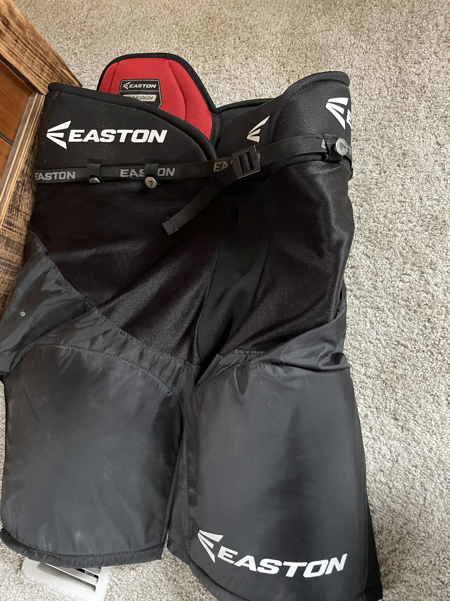 Senior Large Easton Hockey Pants SidelineSwap