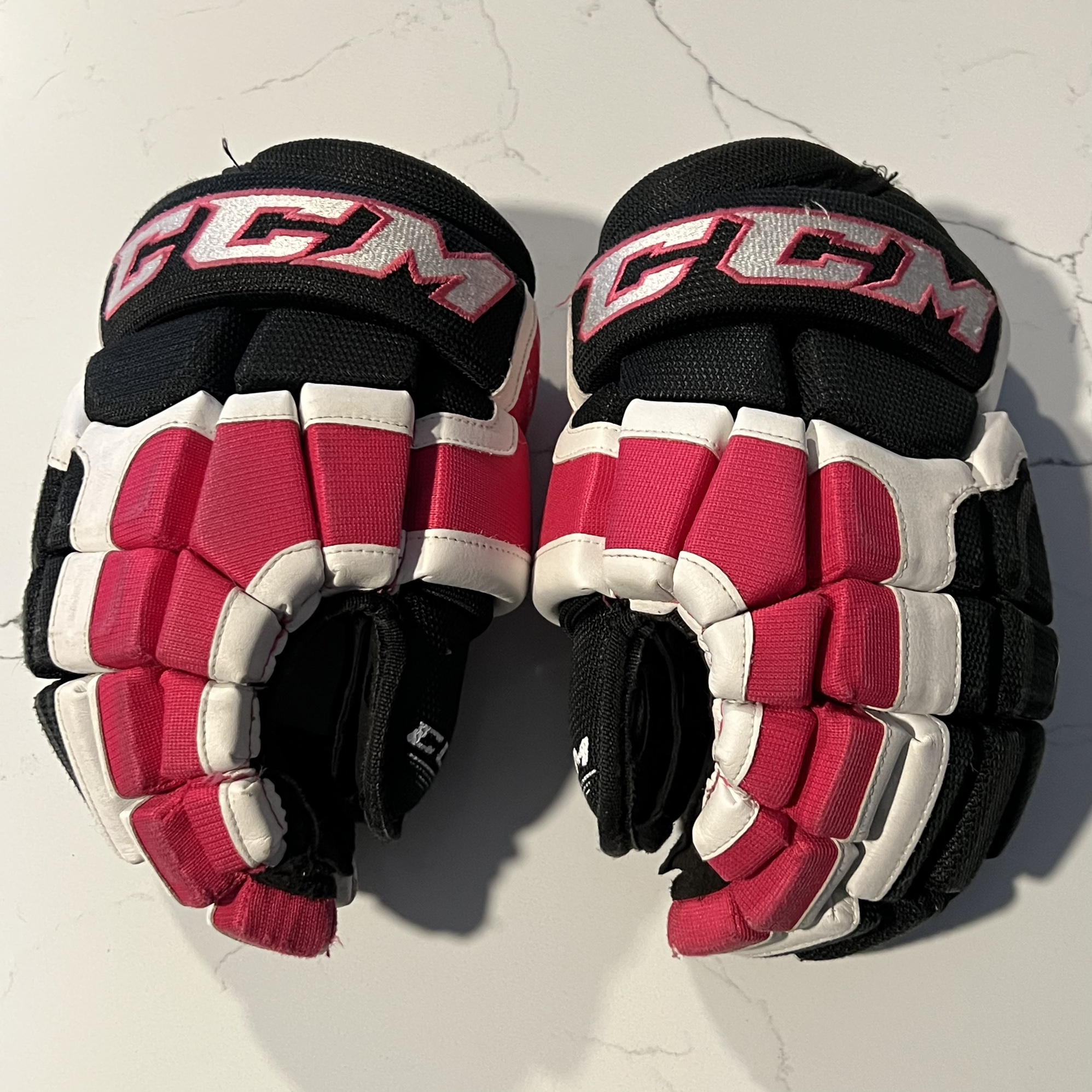 CCM Hockey Gloves JR 12” Black & Pink SidelineSwap
