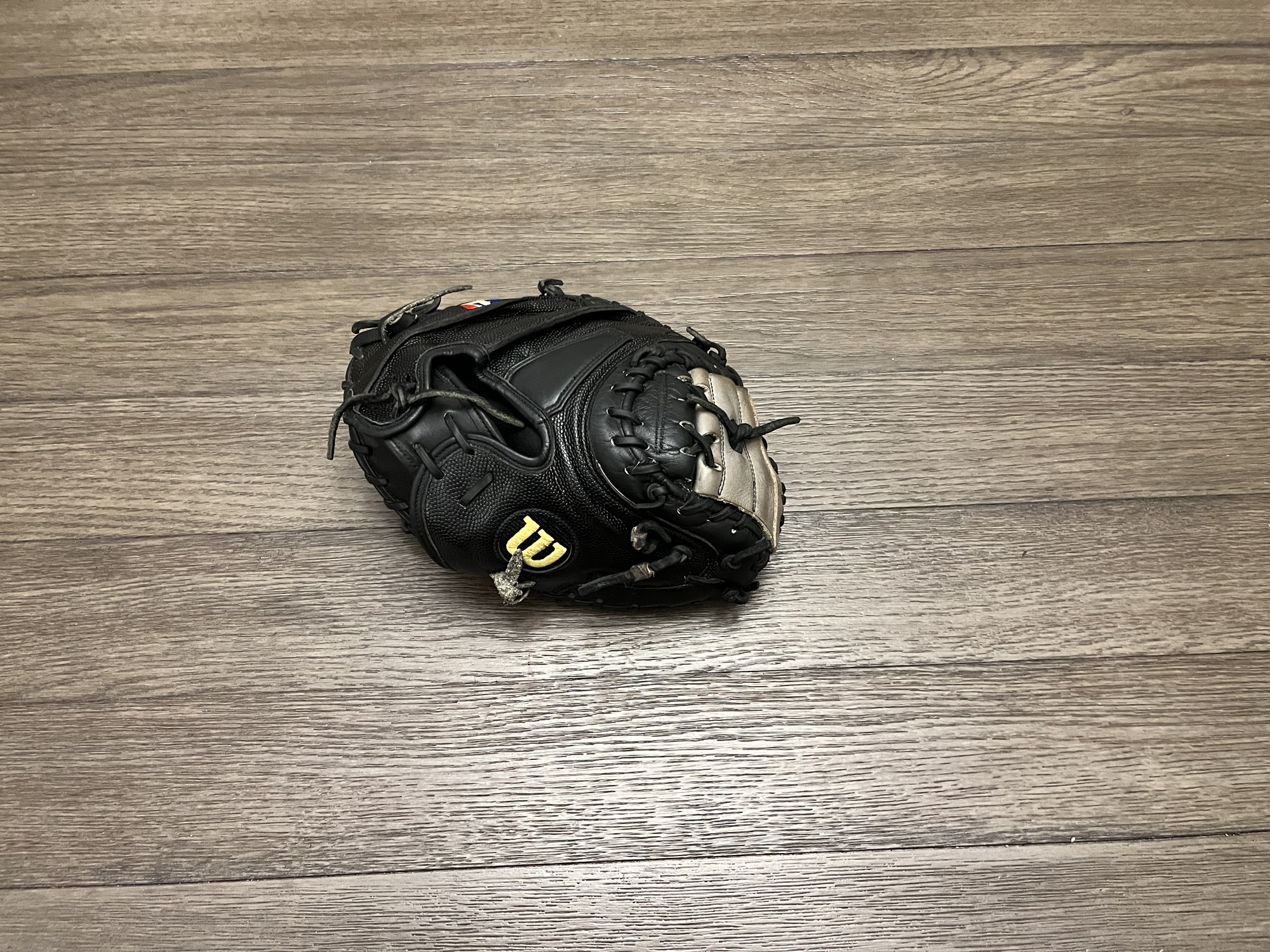 Wilson A2000 M1 33.5” Catchers Mitt SidelineSwap